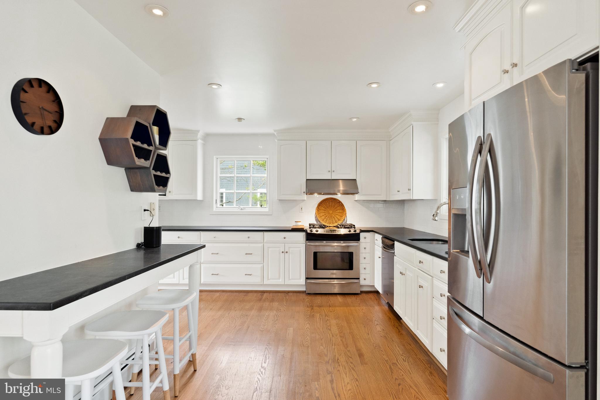 GIBSON ISLAND - Residential