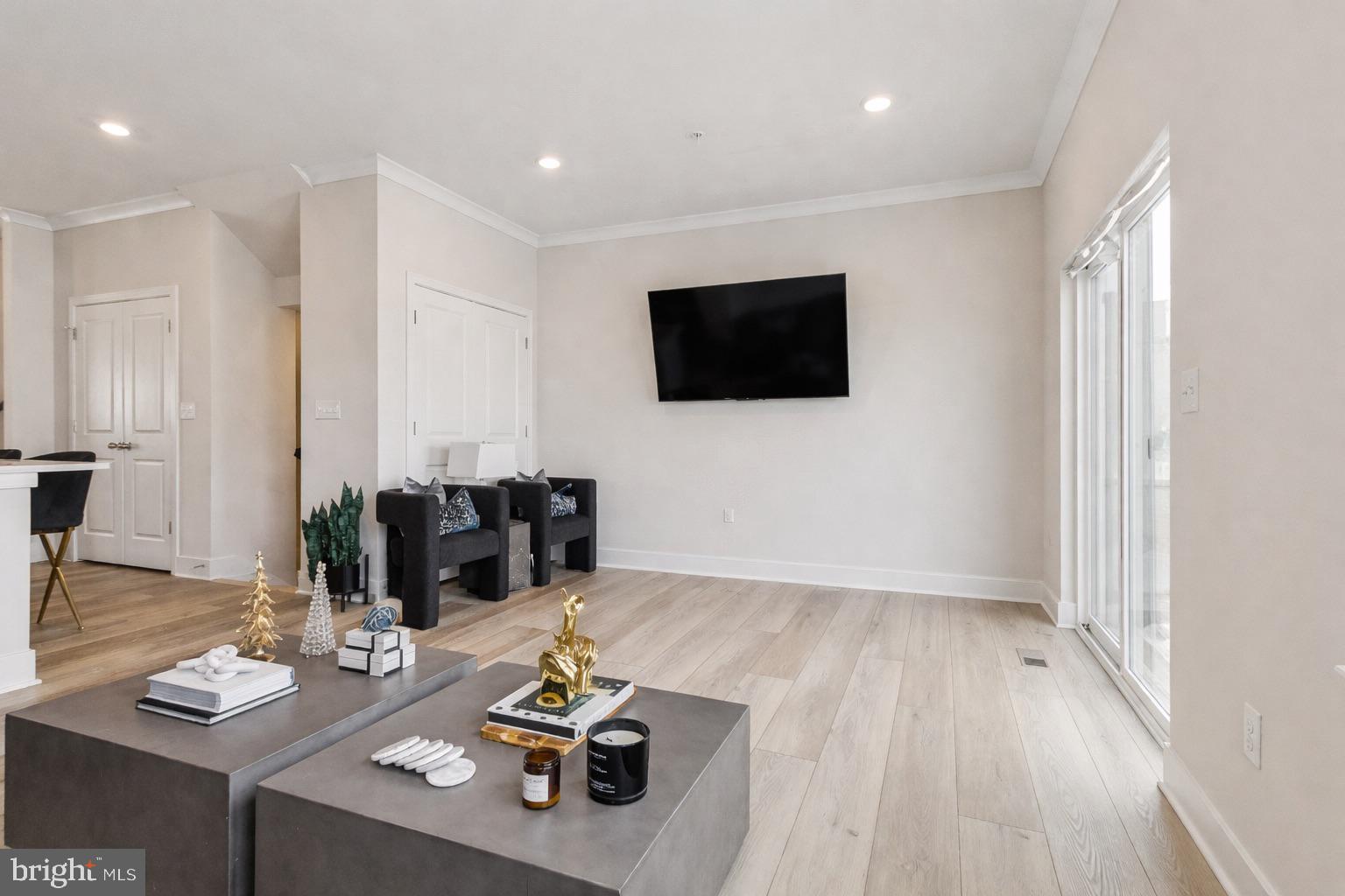 10939 DRUMMOND PLACE