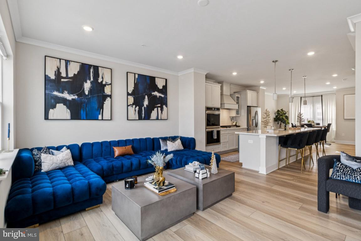 10939 DRUMMOND PLACE