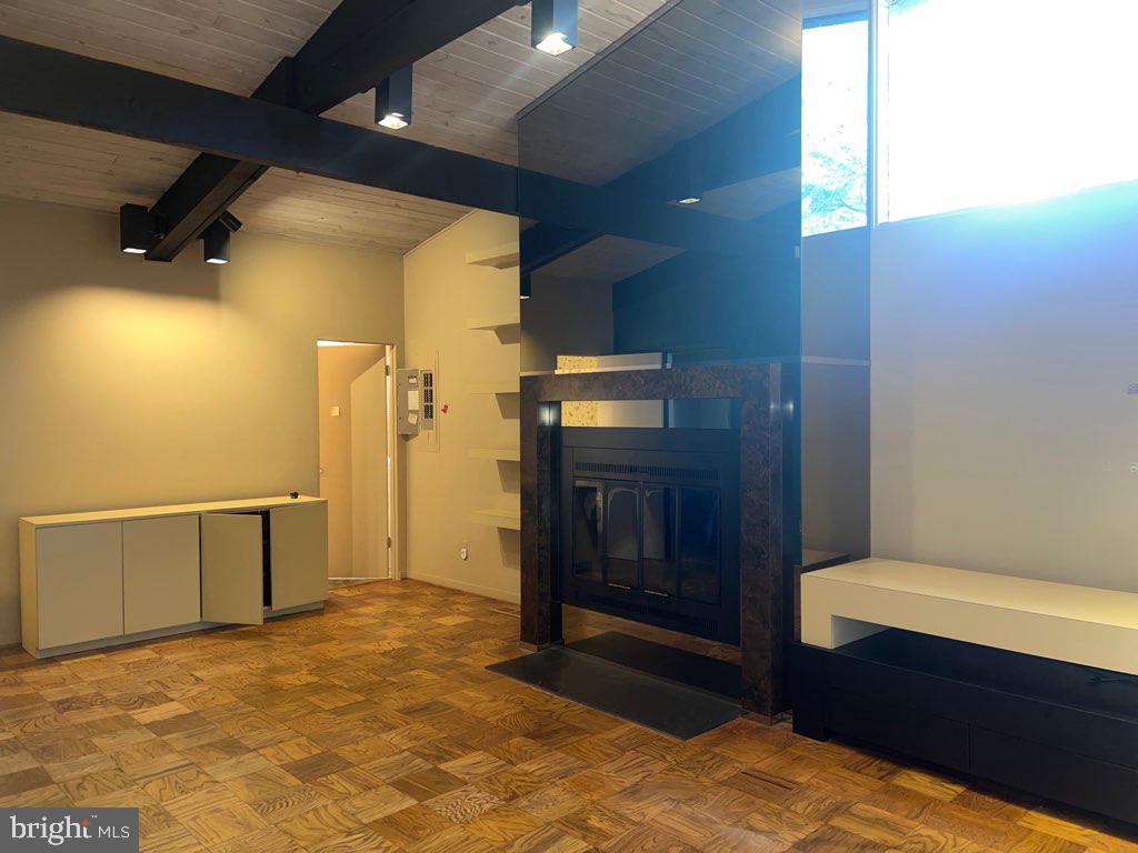 GWYNN OAK - Residential