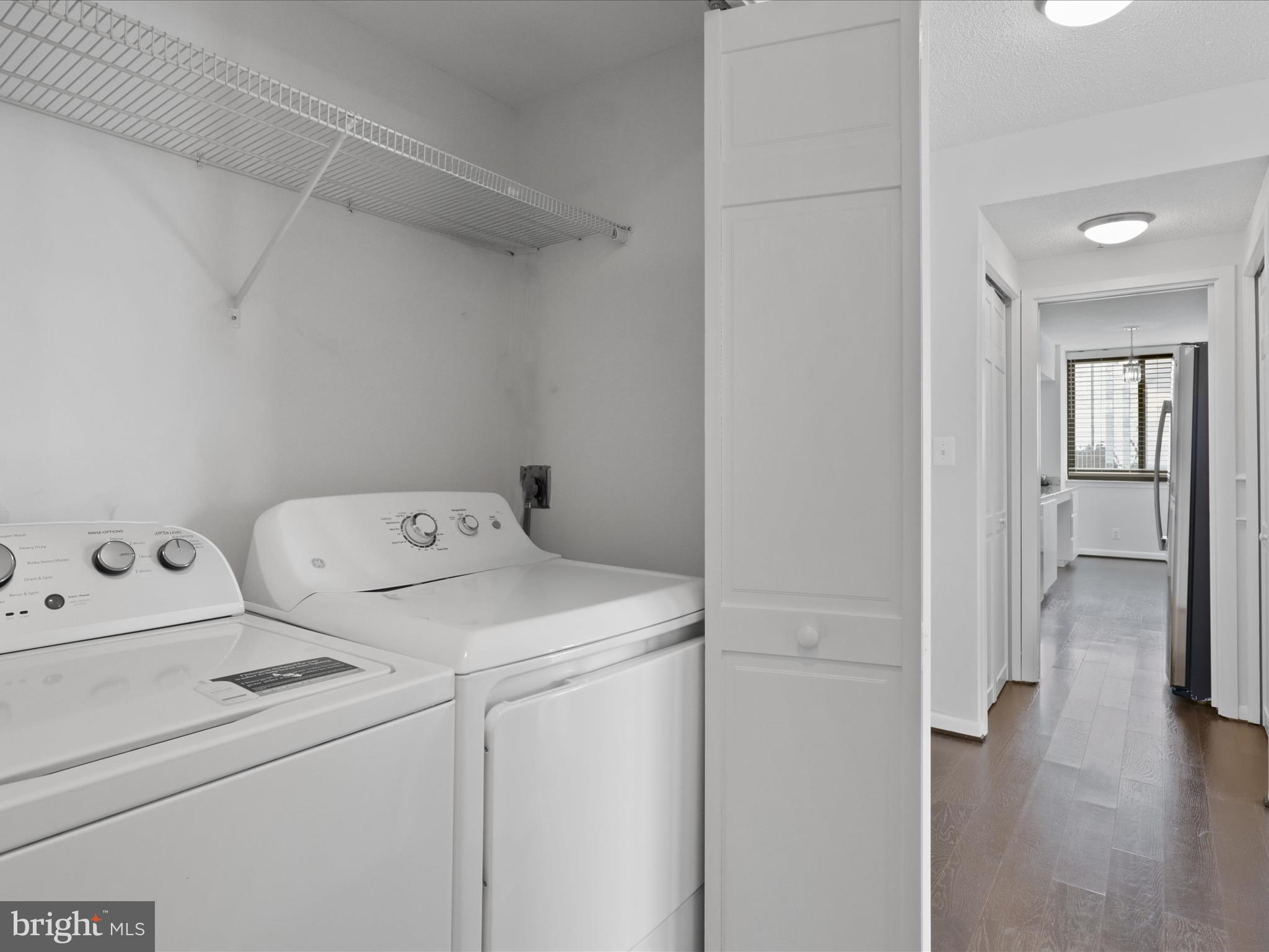 SKYLINE SQUARE CONDO - Residential