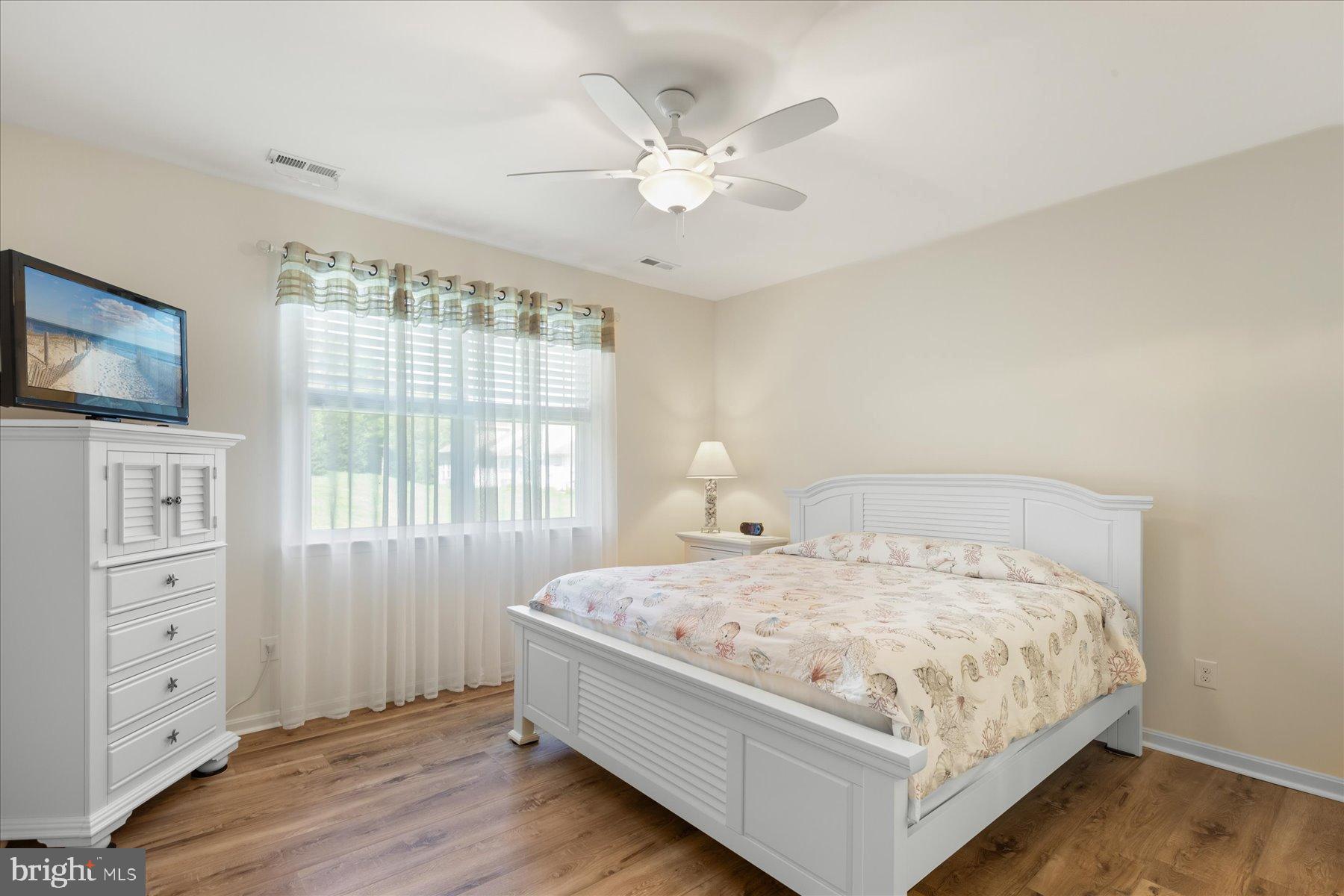 ASHLEY MANOR - Residential