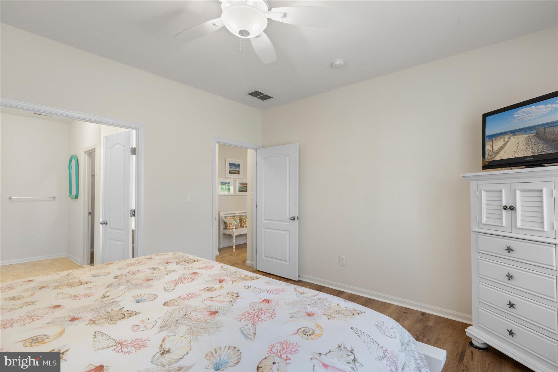 ASHLEY MANOR - Residential