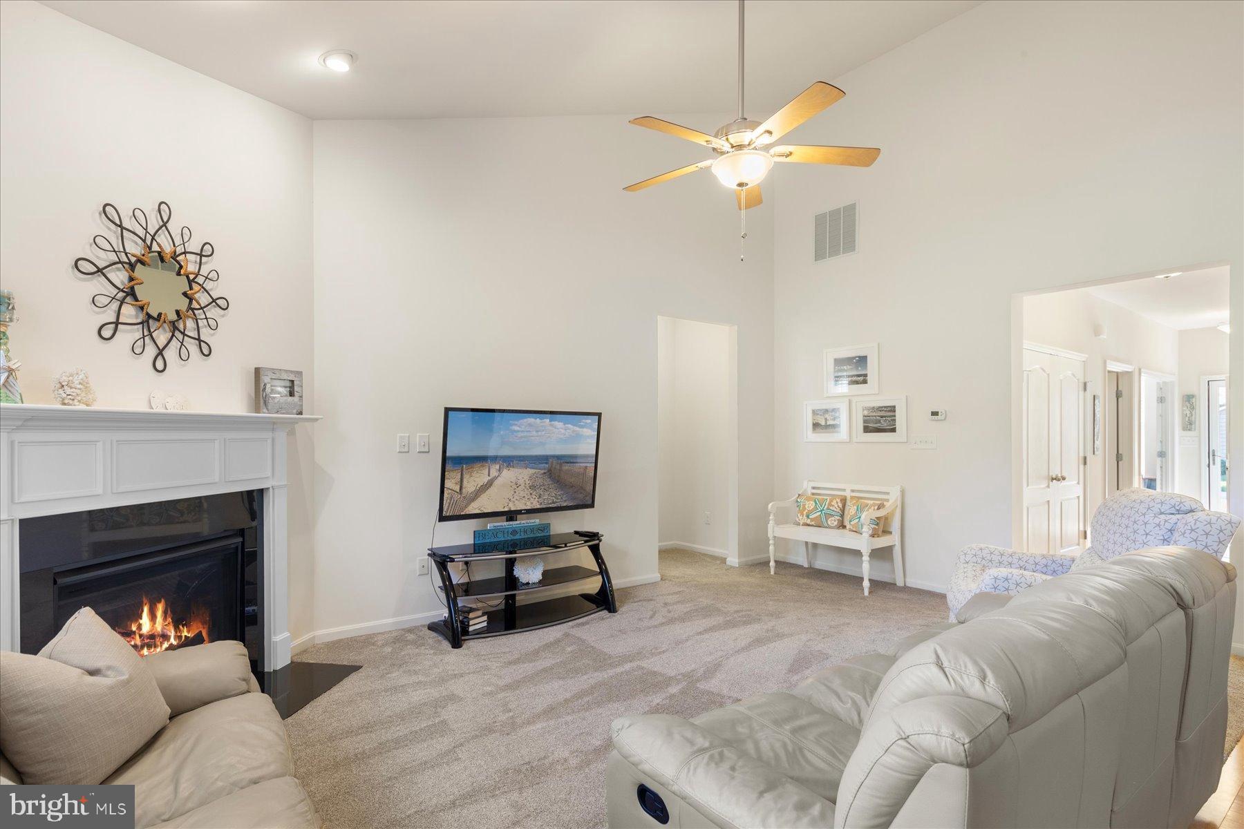 ASHLEY MANOR - Residential