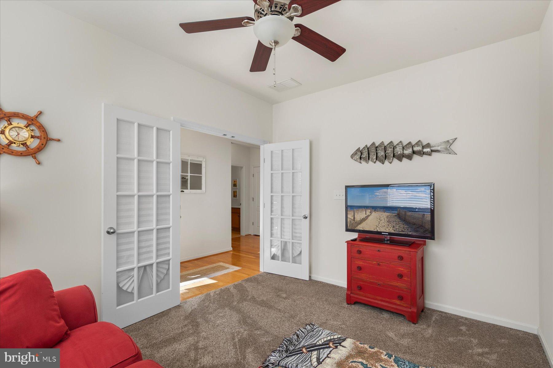 ASHLEY MANOR - Residential