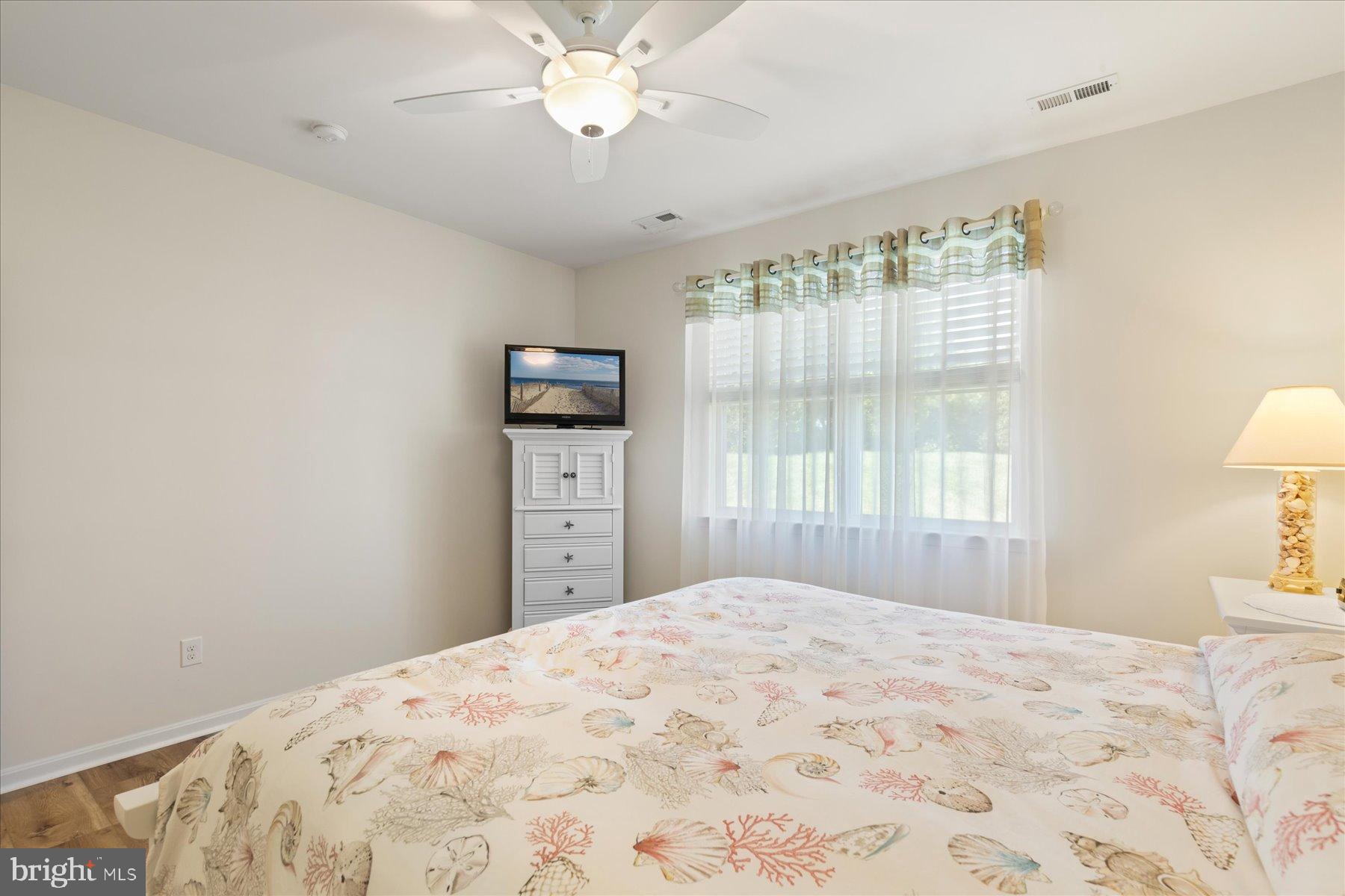 ASHLEY MANOR - Residential