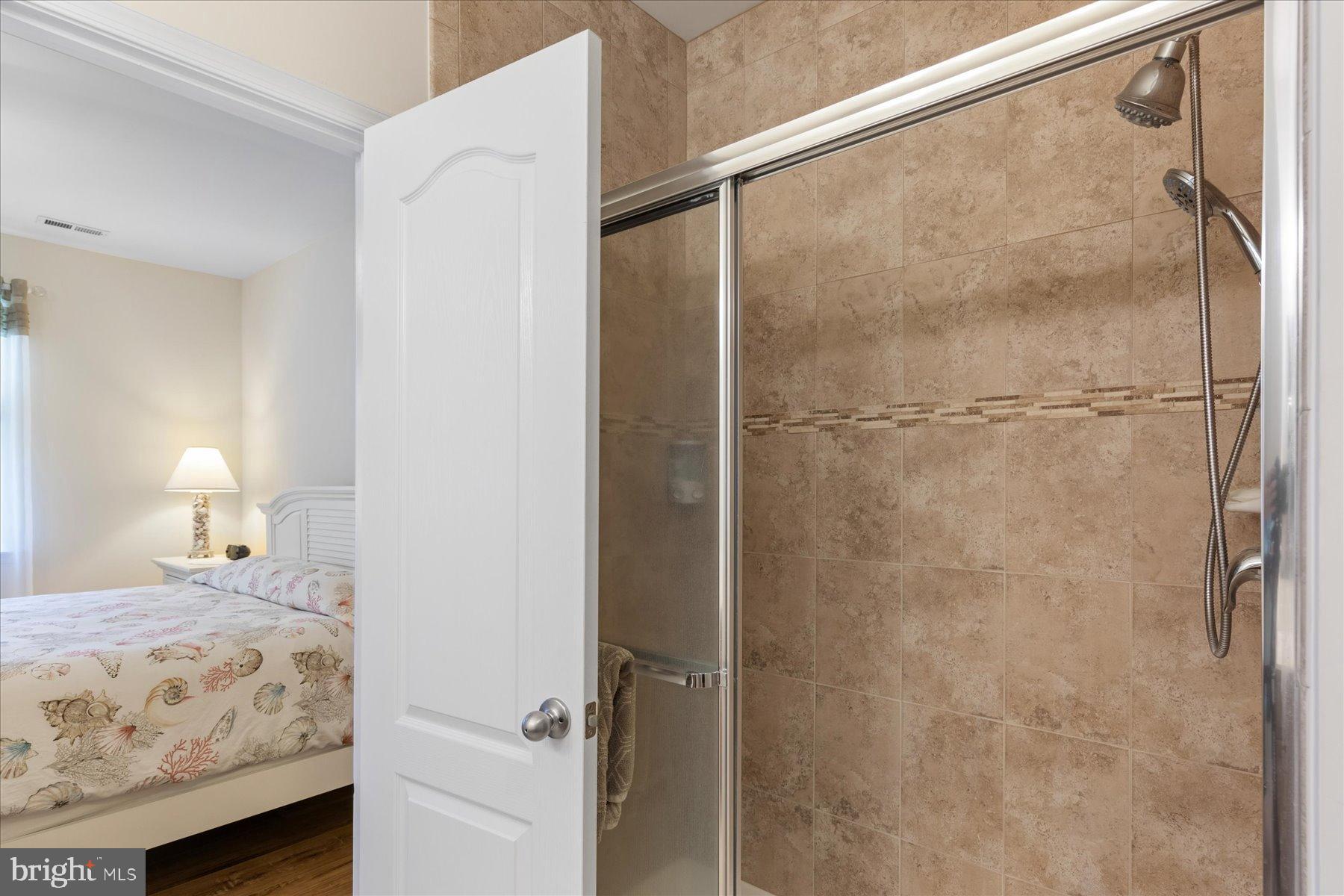 ASHLEY MANOR - Residential