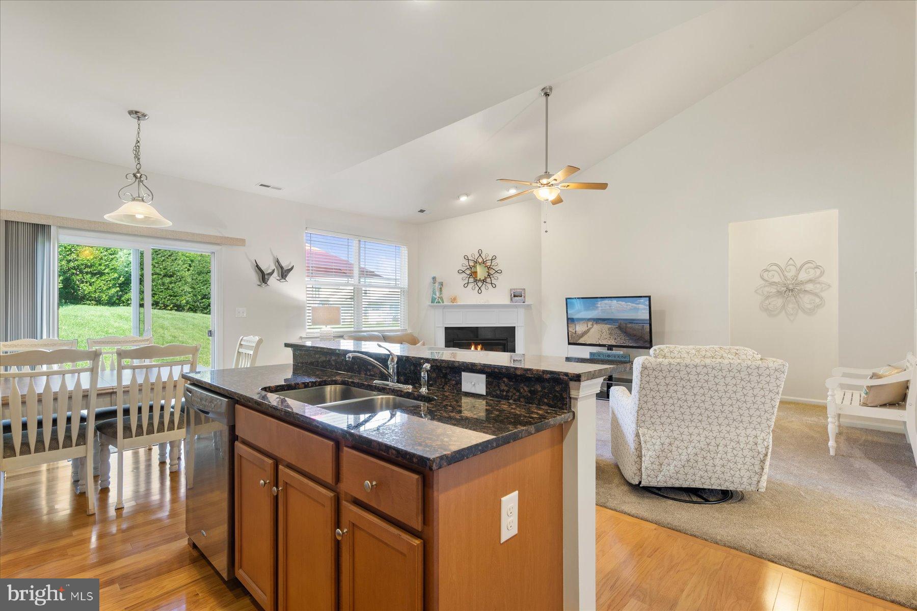 ASHLEY MANOR - Residential