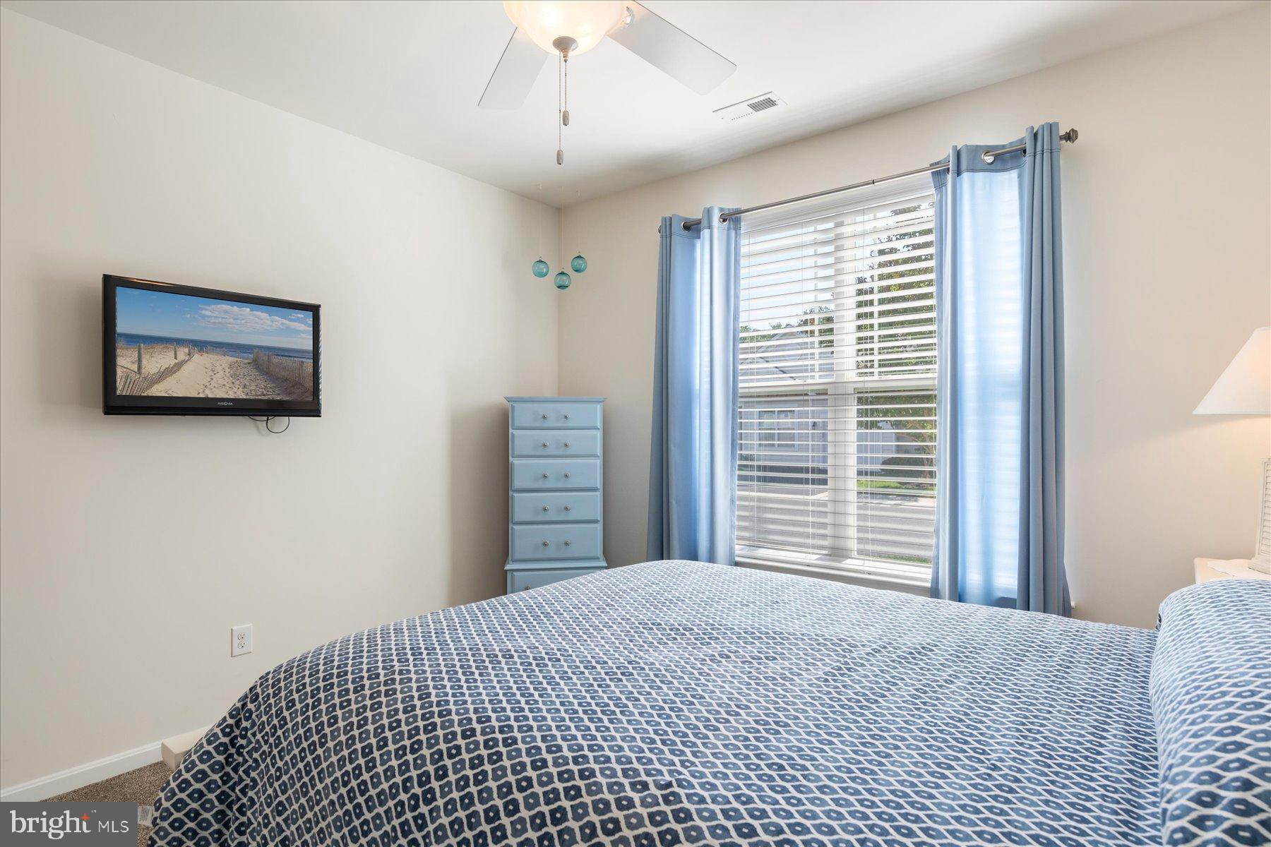 ASHLEY MANOR - Residential