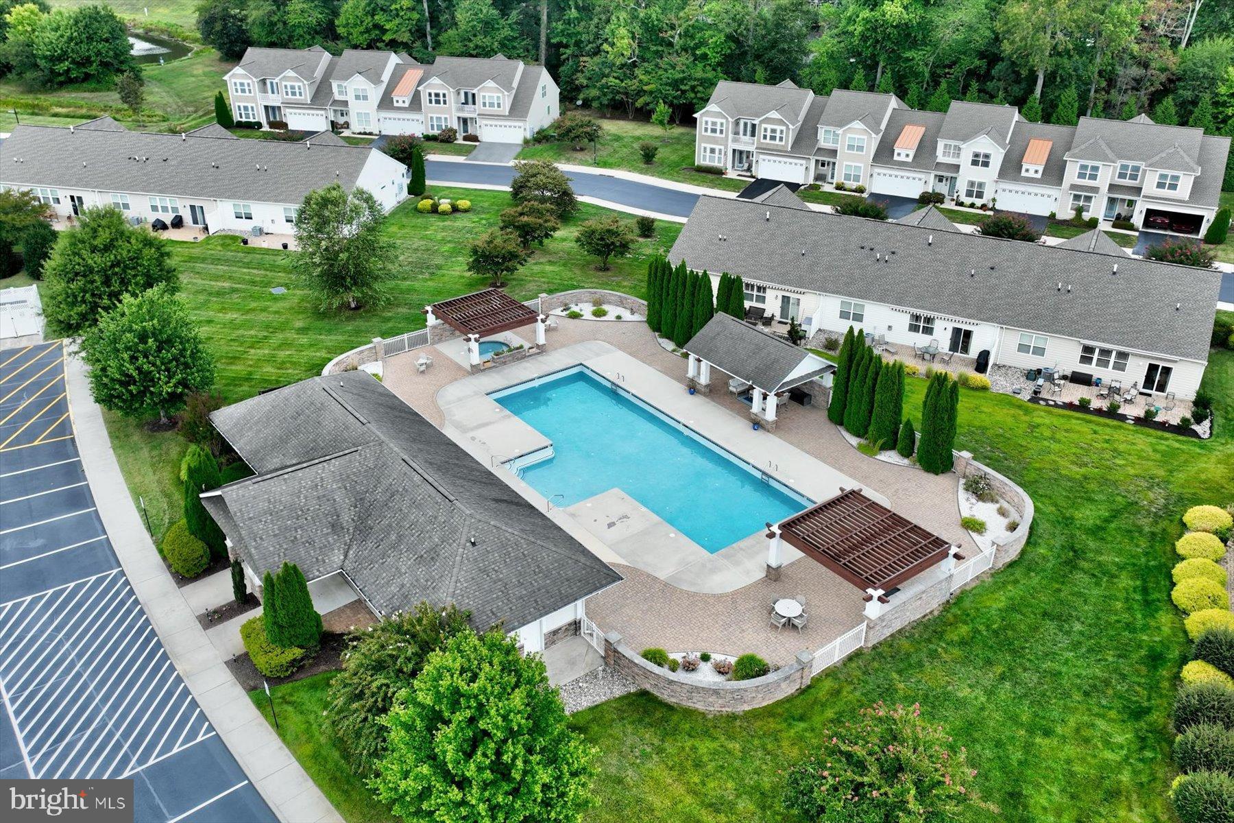 ASHLEY MANOR - Residential