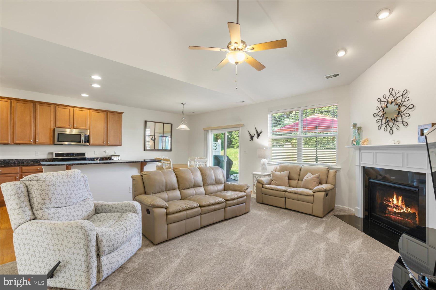 ASHLEY MANOR - Residential