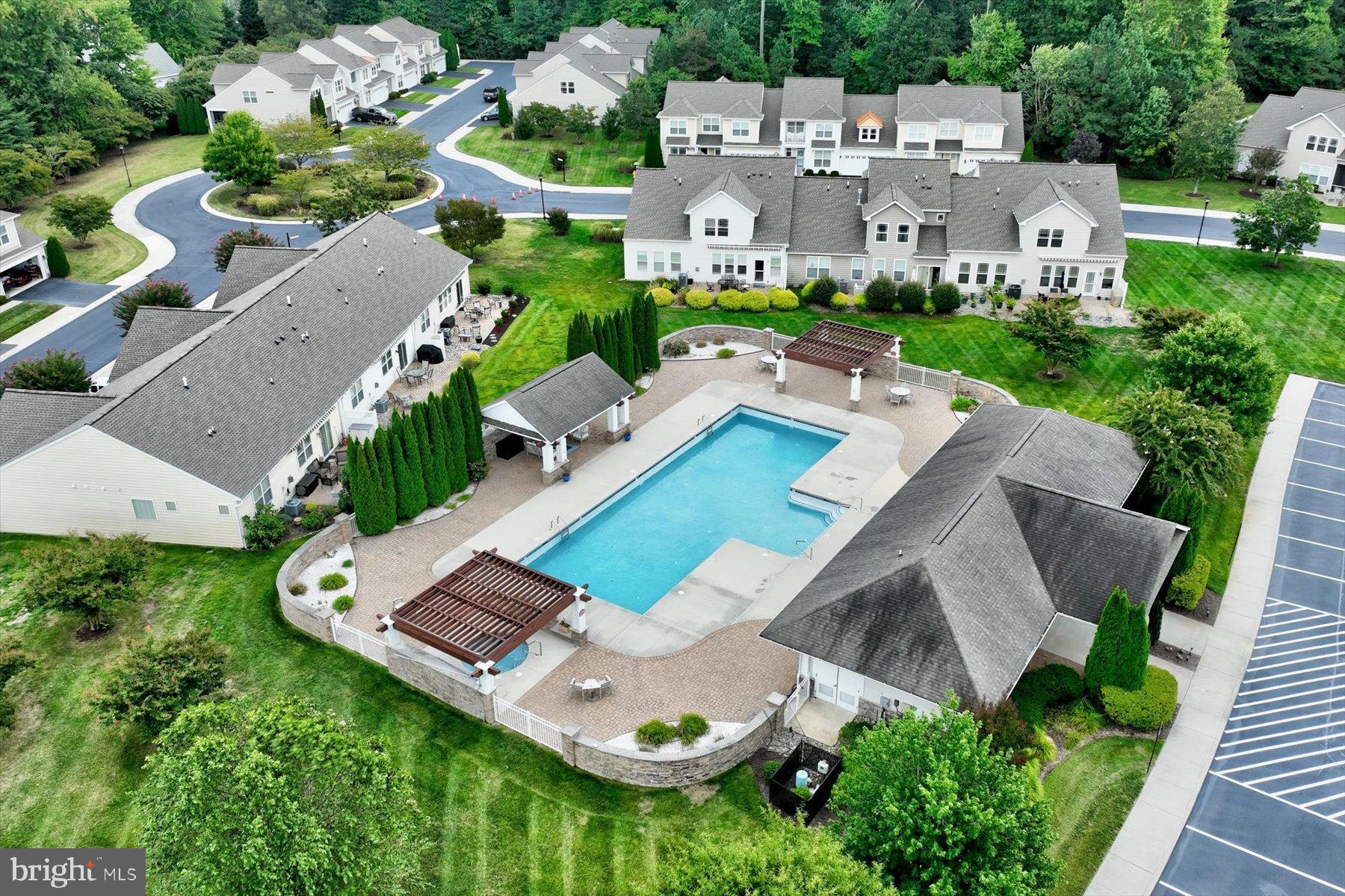 ASHLEY MANOR - Residential