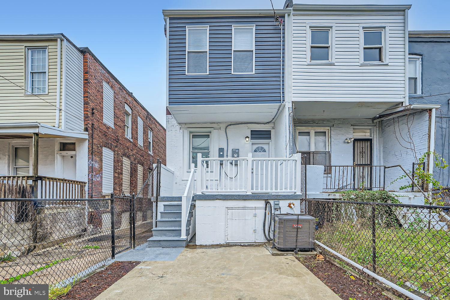 NORTH PATTERSON PARK - Residential