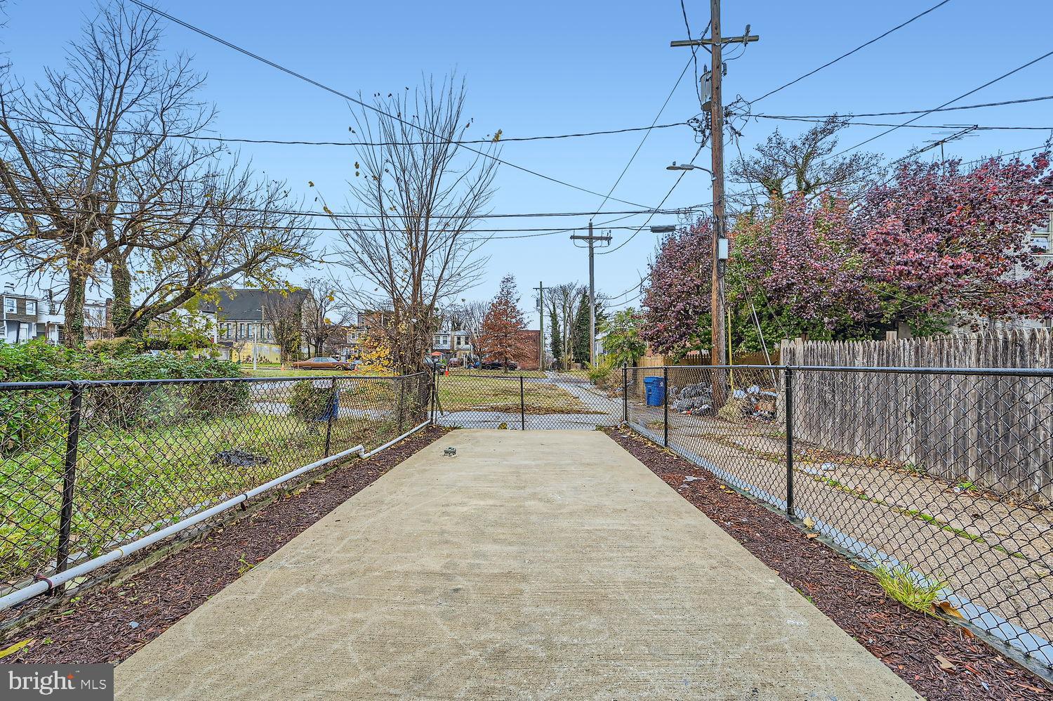 NORTH PATTERSON PARK - Residential