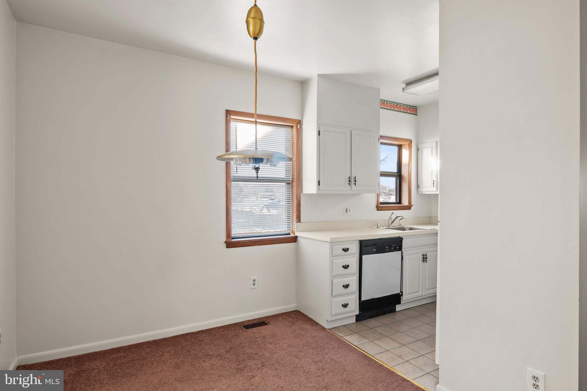 HALETHORPE - Residential Lease