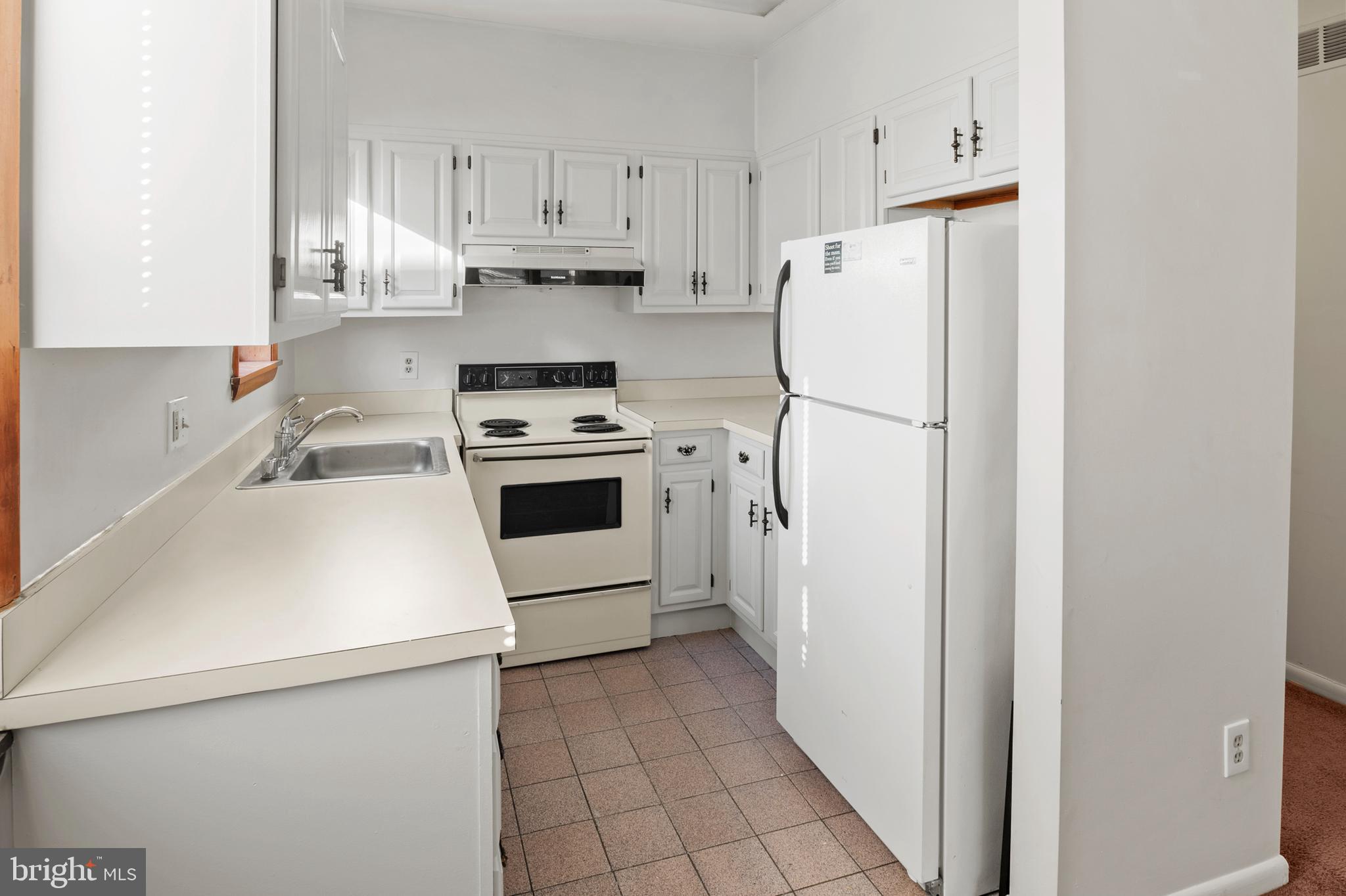 HALETHORPE - Residential Lease