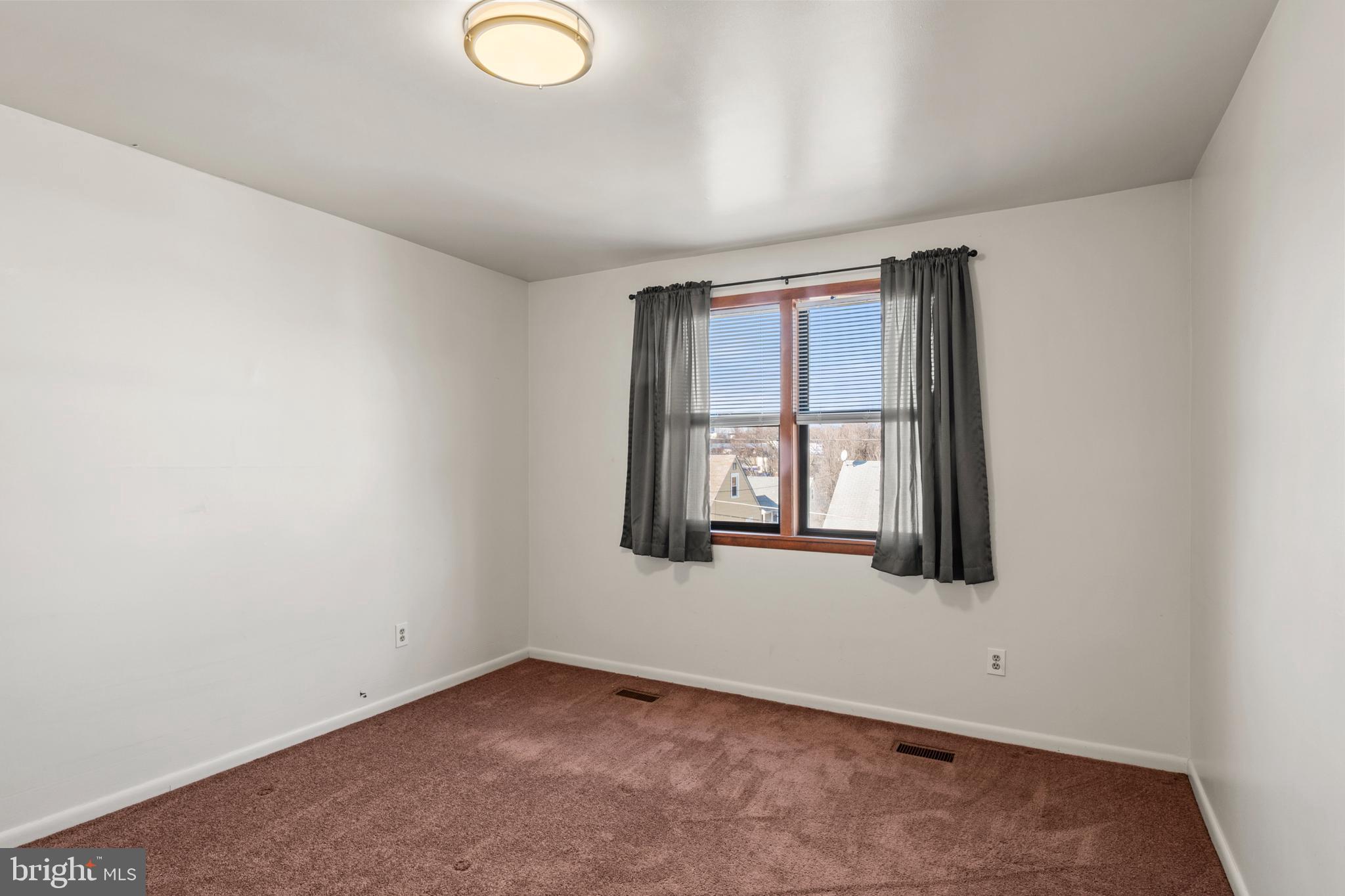 HALETHORPE - Residential Lease