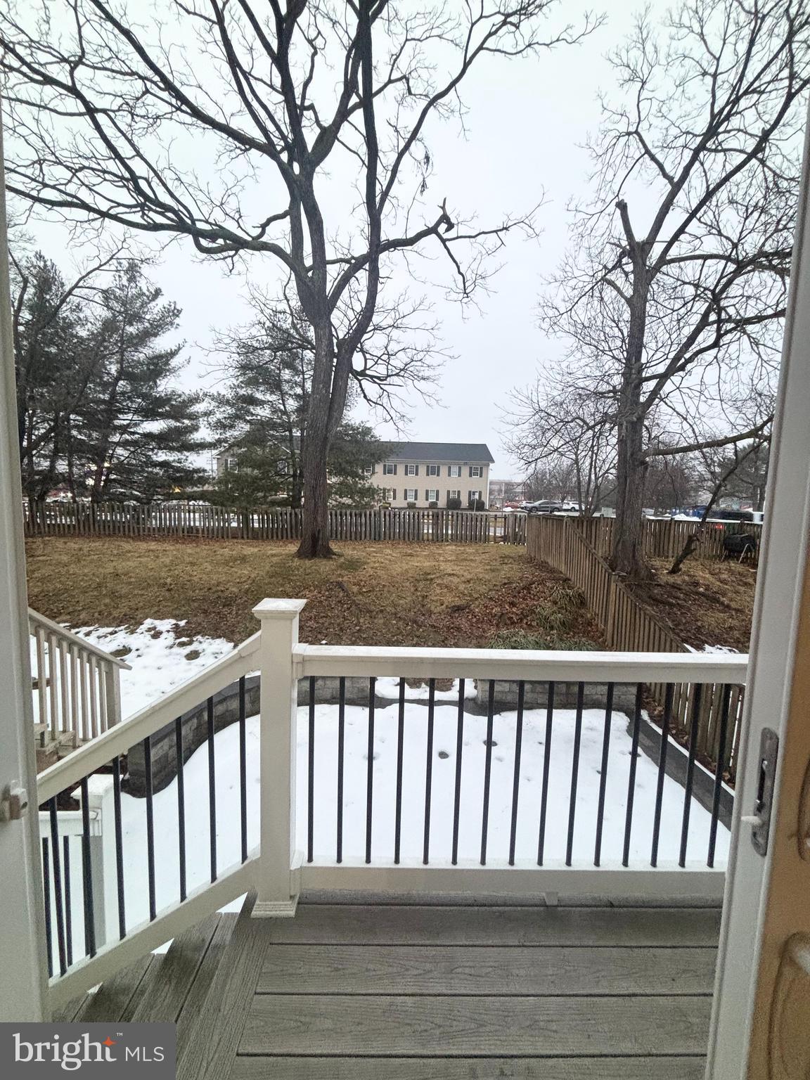 BRIGHT OAKS - Residential Lease