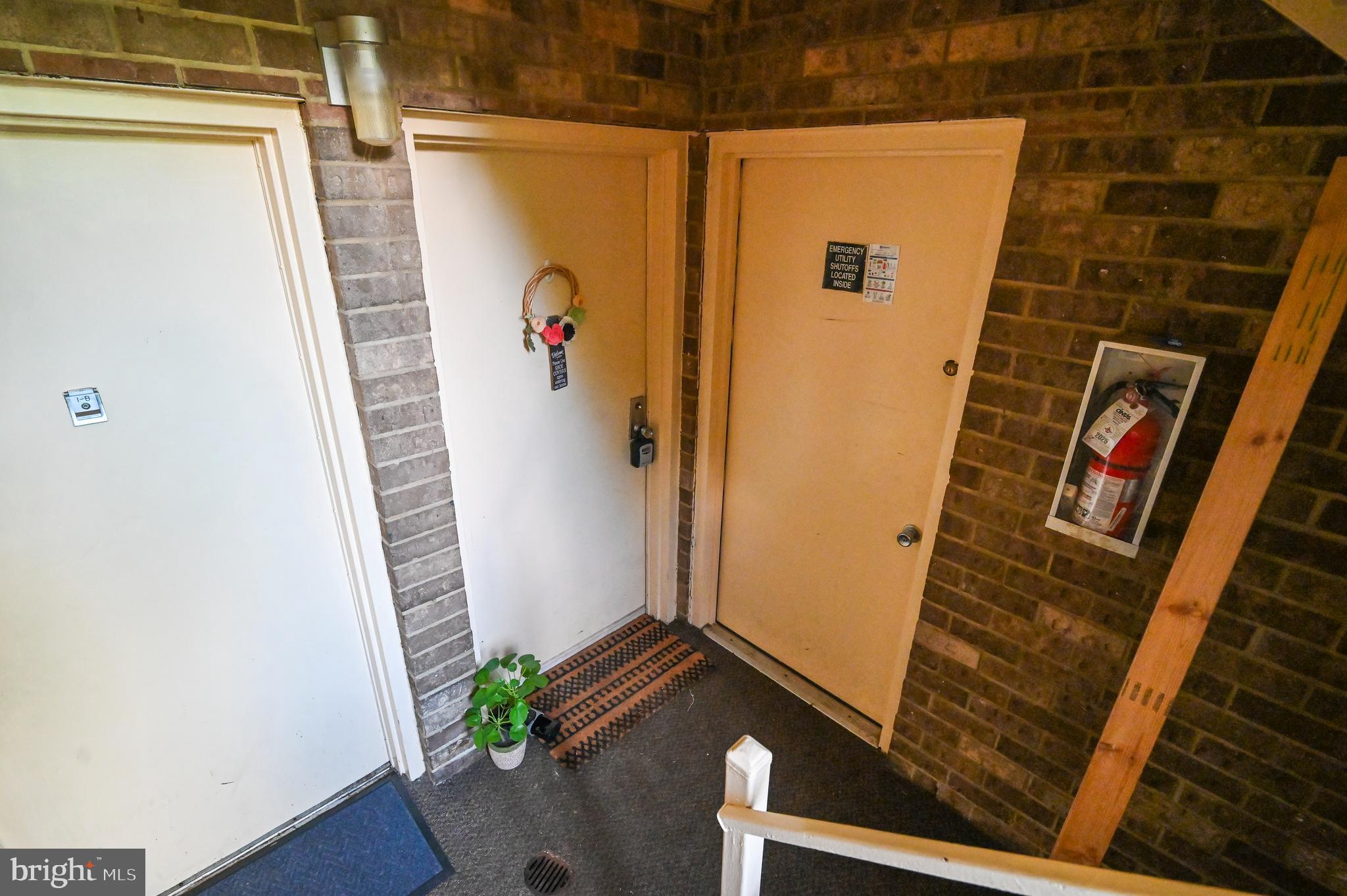 2329 FREETOWN COURT 2B