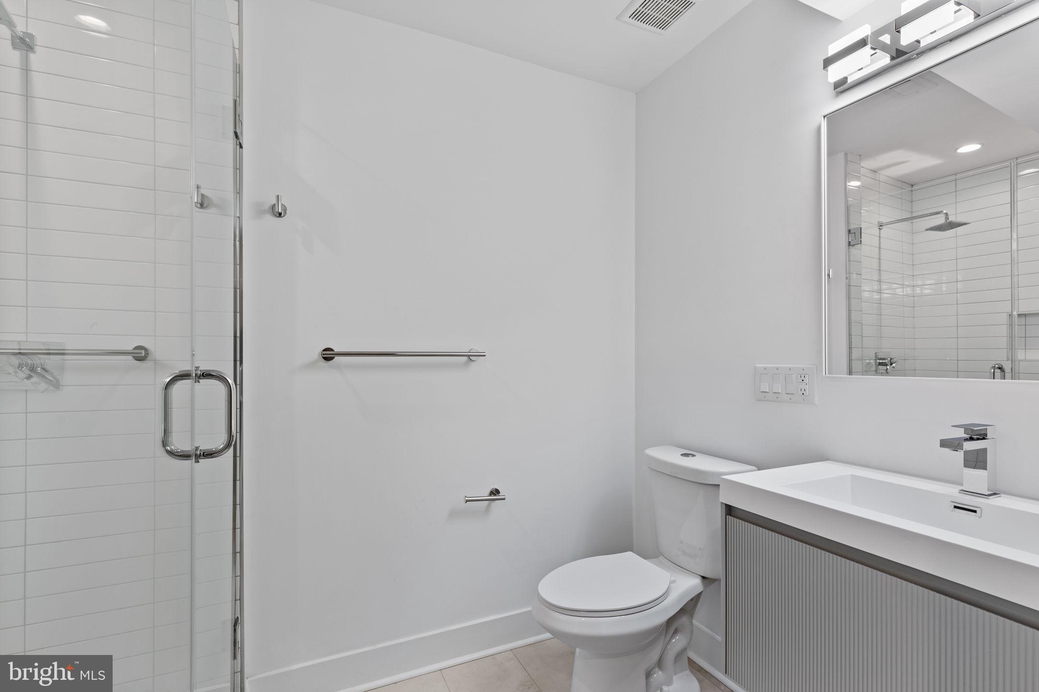 GRADUATE HOSPITAL - Residential