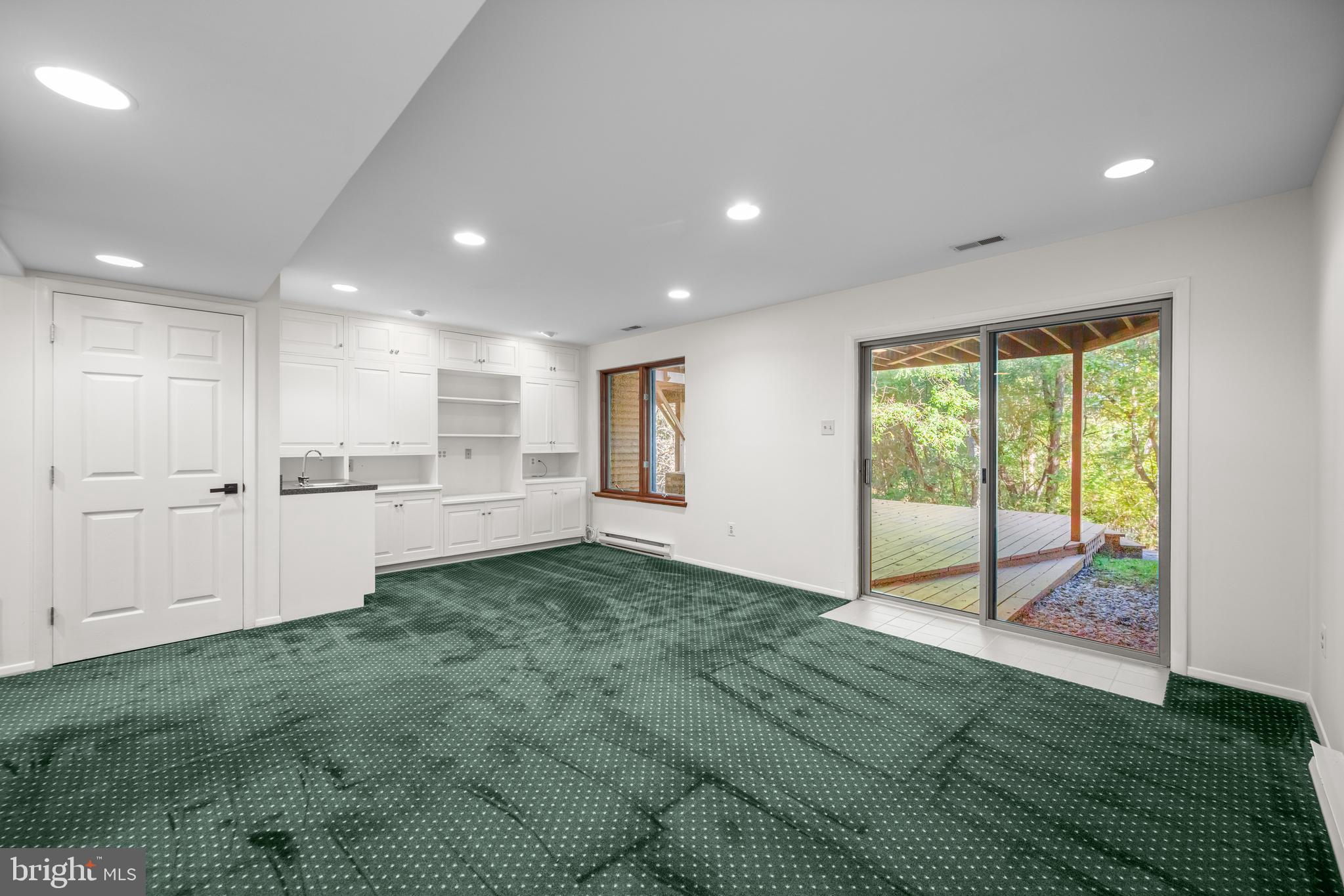 HUNTINGTON - Residential