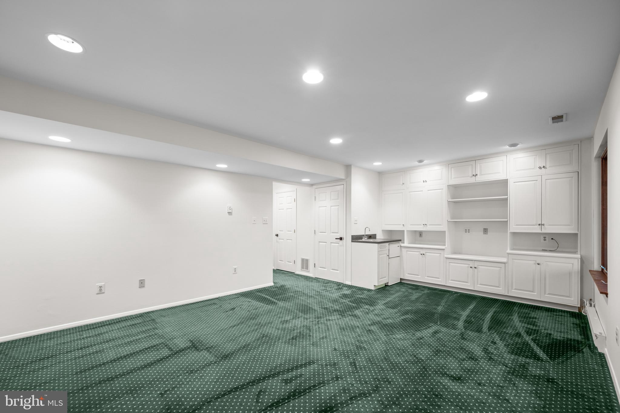 HUNTINGTON - Residential