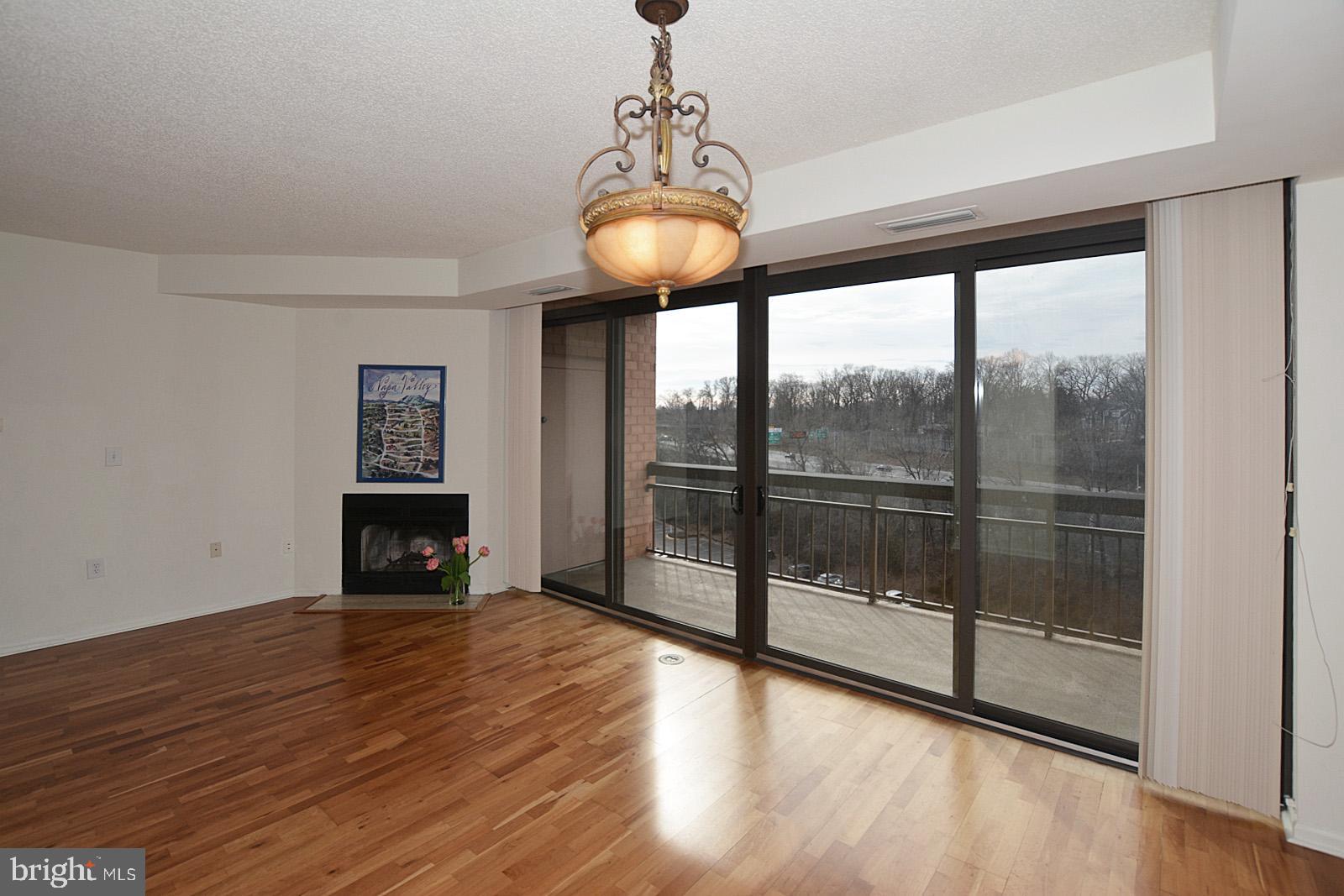 RENAISSANCE AT TYSONS - Residential