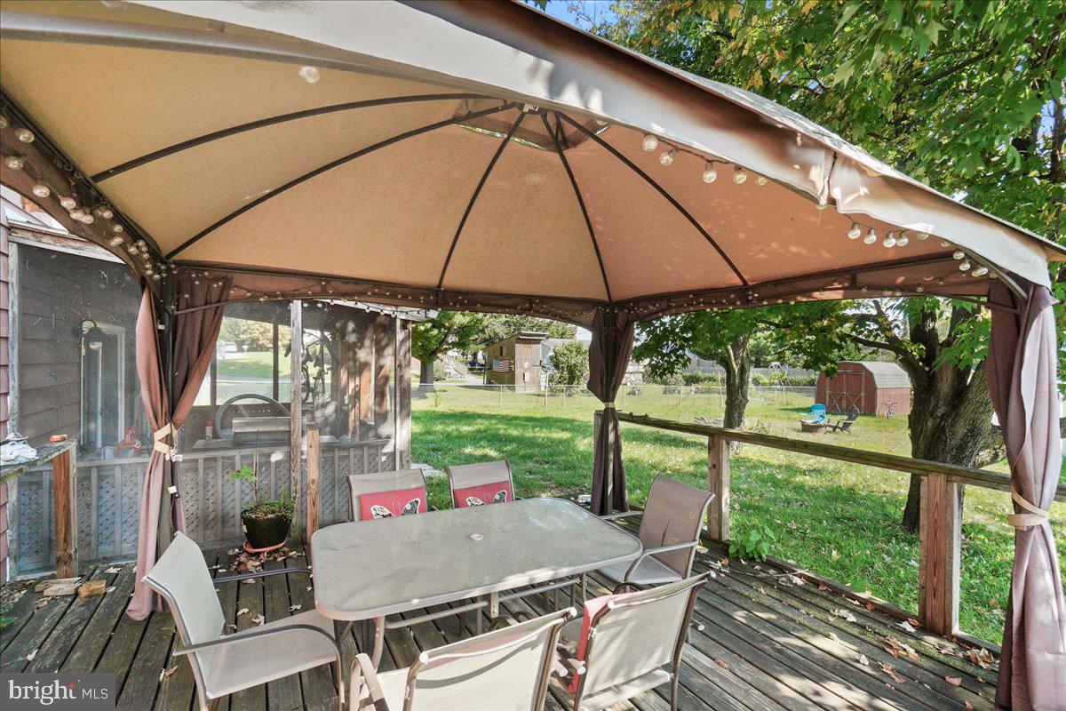 PARADISE HOMES - Residential