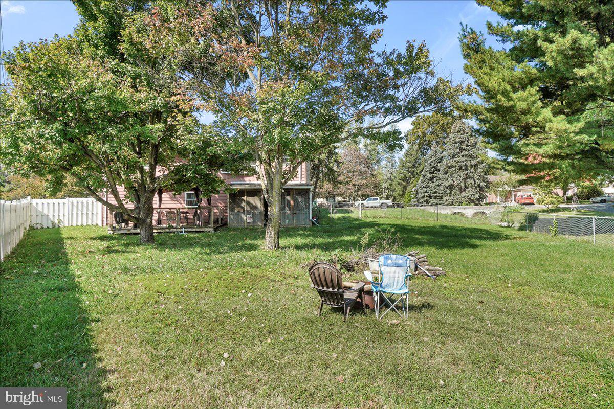 PARADISE HOMES - Residential