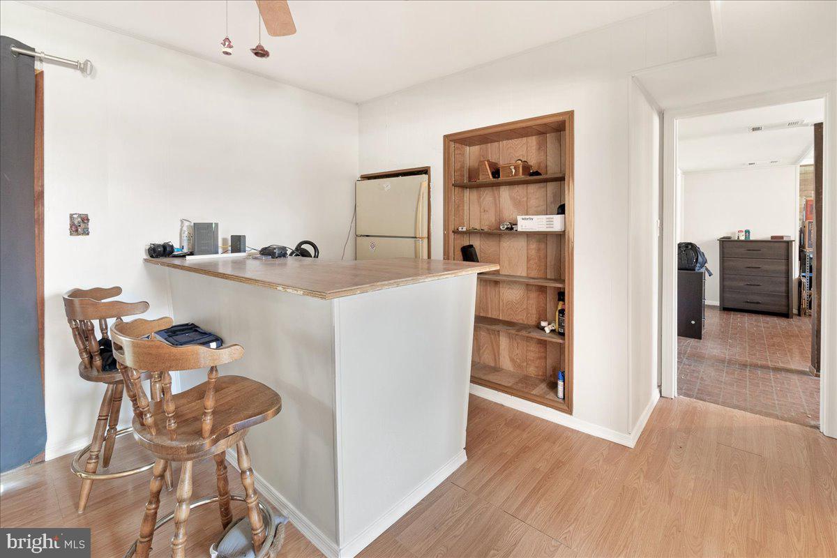 PARADISE HOMES - Residential