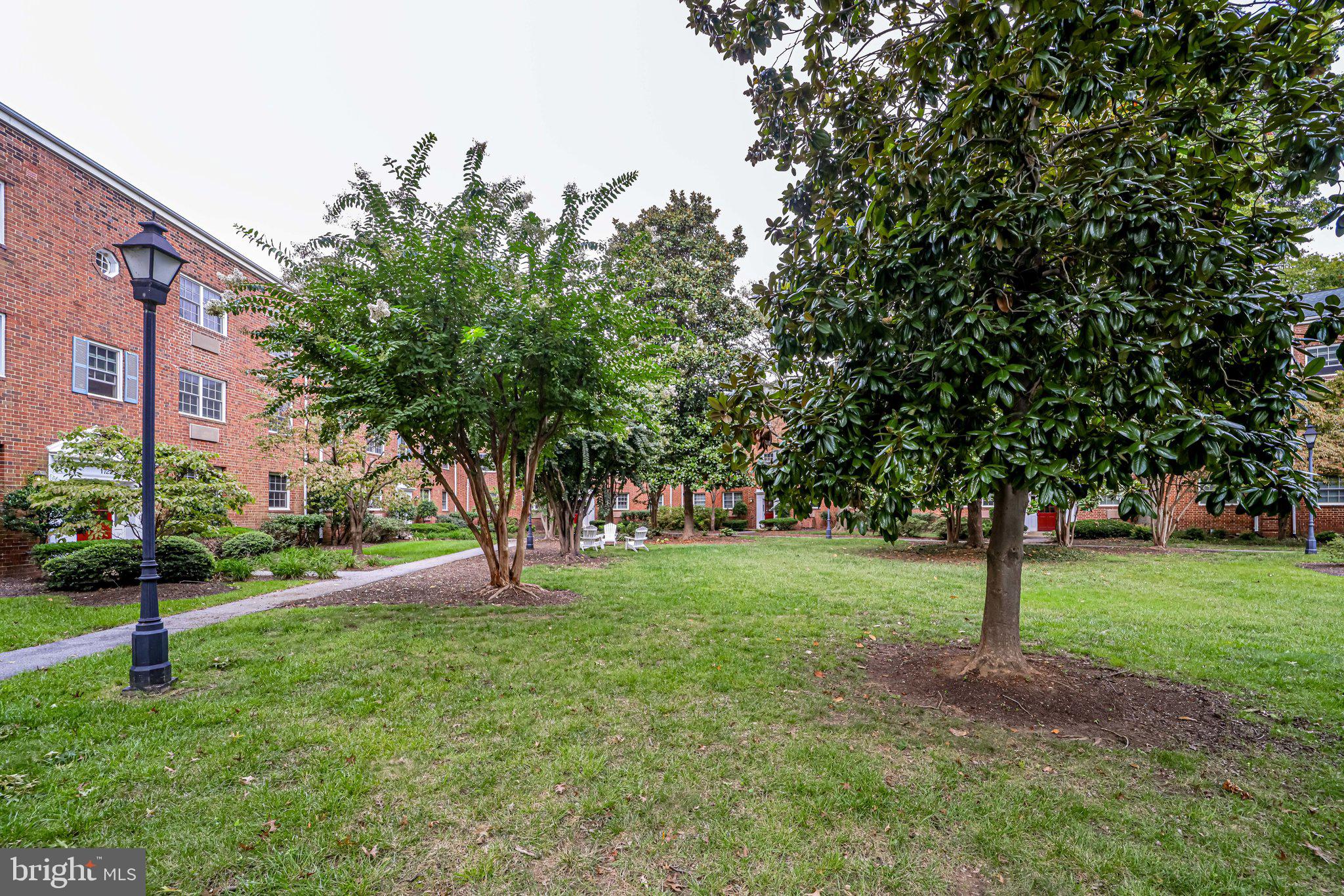 POTOWMACK CROSSING - Residential