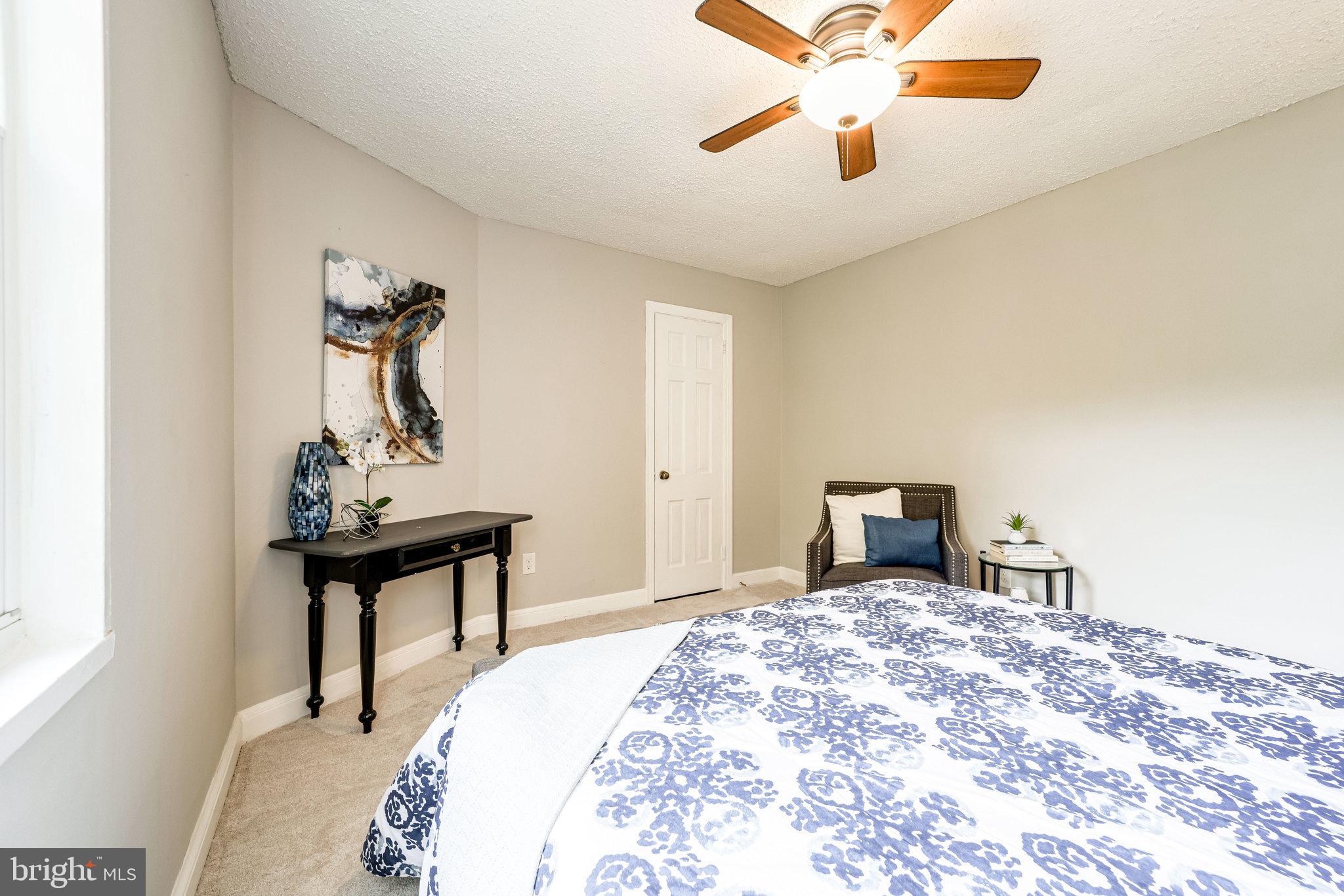 POTOWMACK CROSSING - Residential