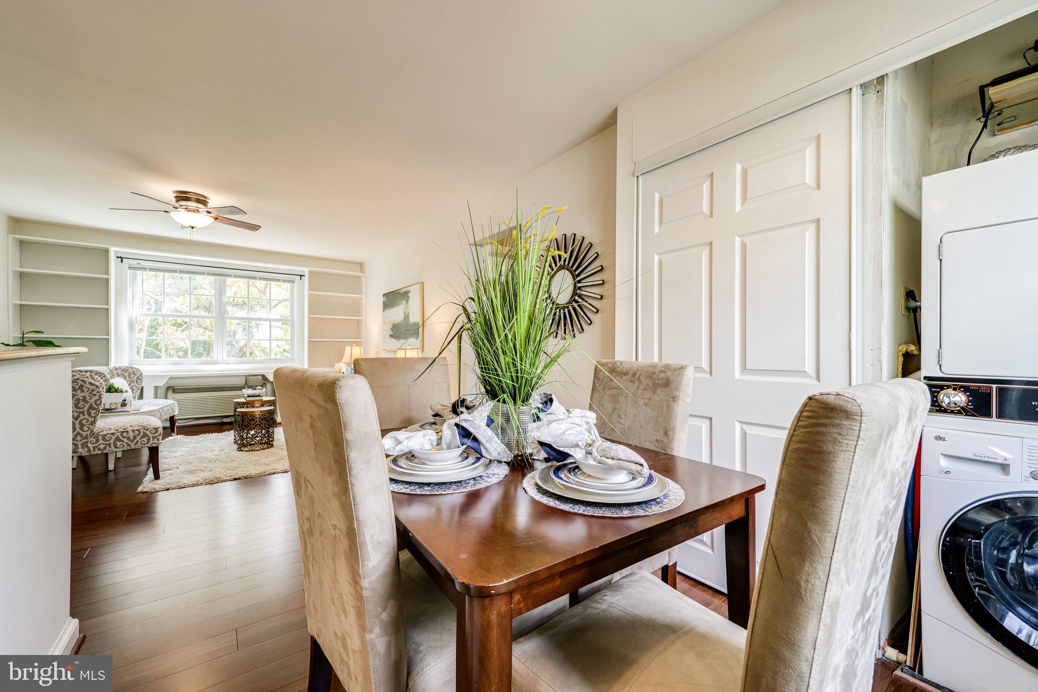 POTOWMACK CROSSING - Residential