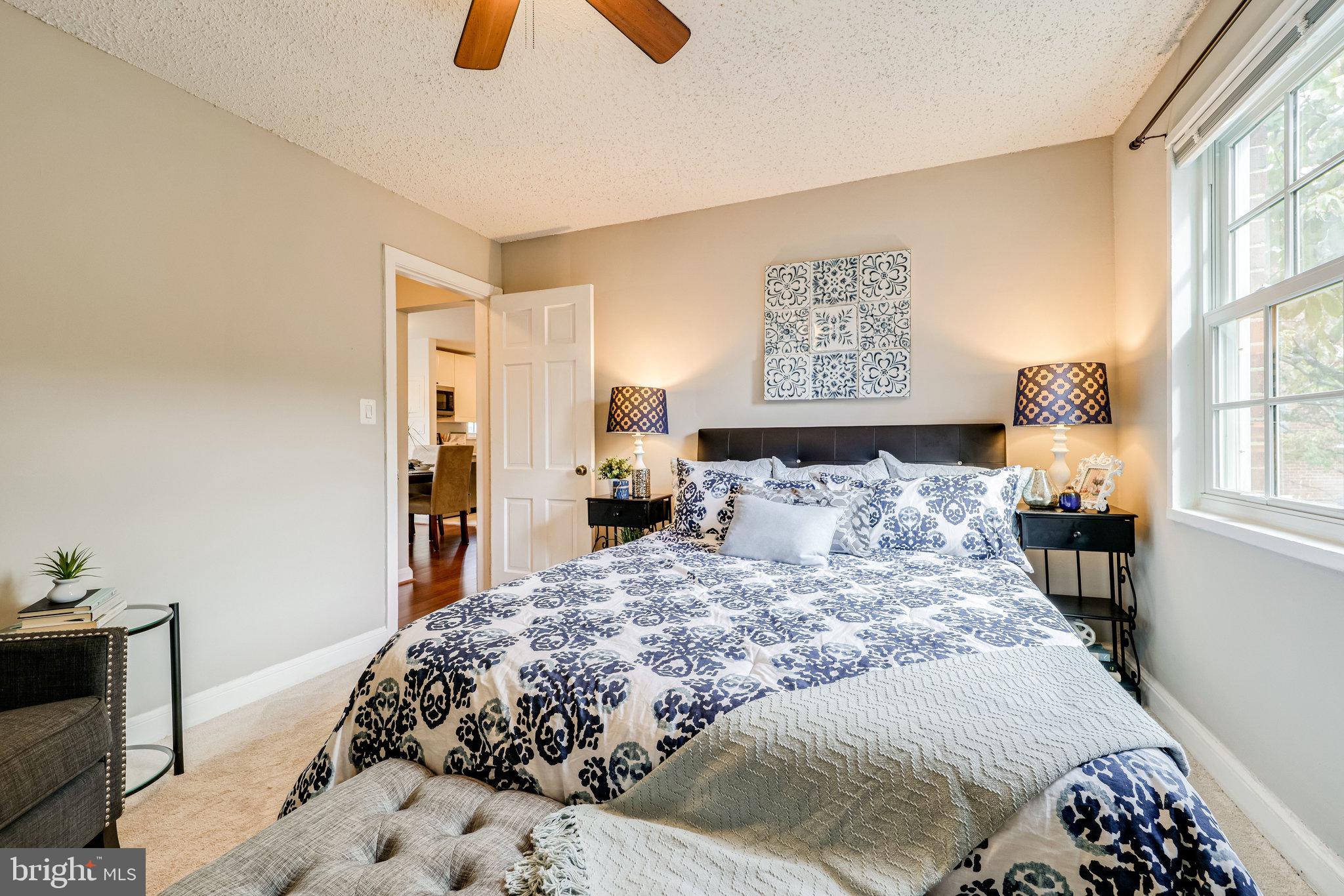 POTOWMACK CROSSING - Residential