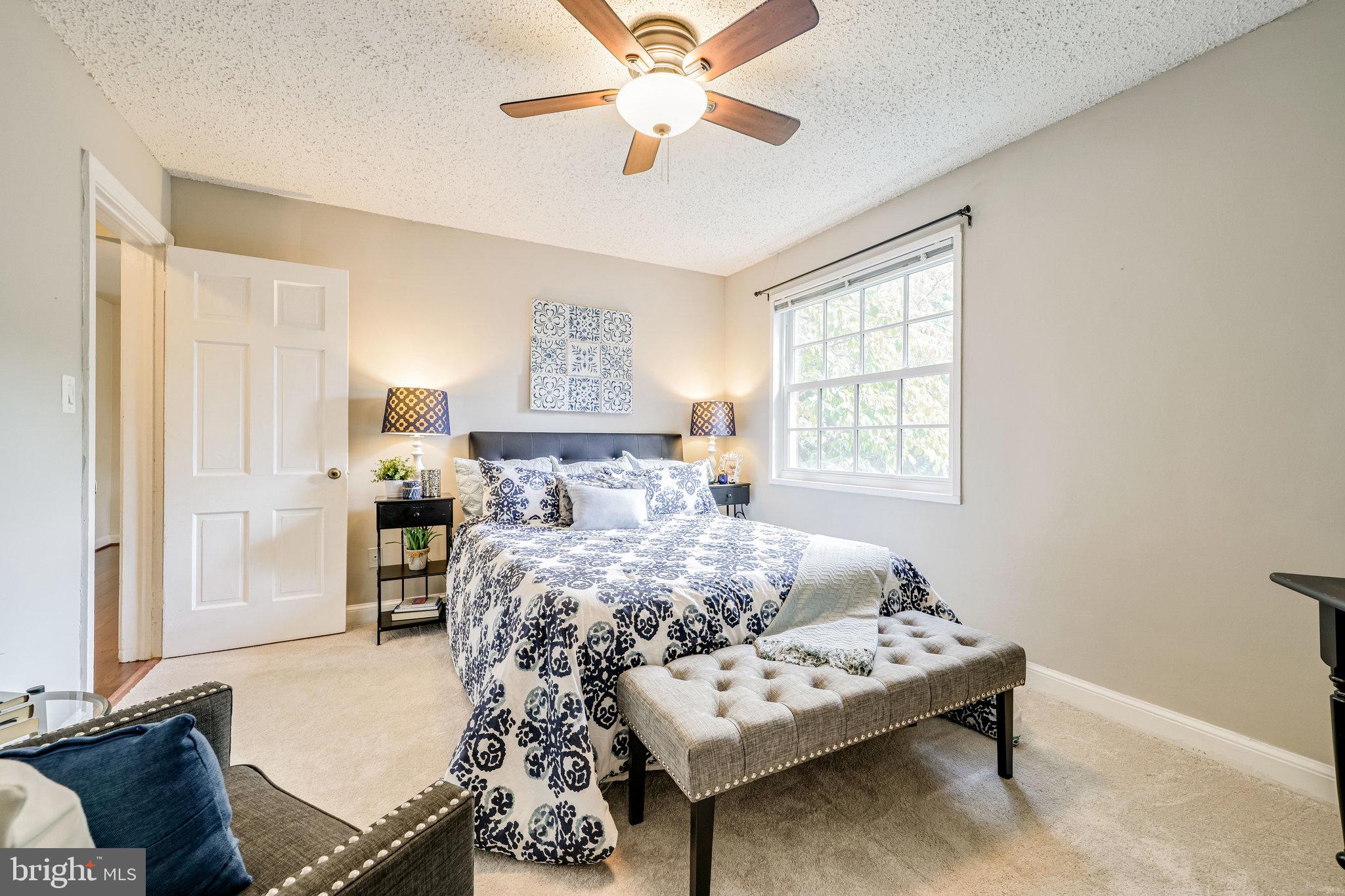 POTOWMACK CROSSING - Residential