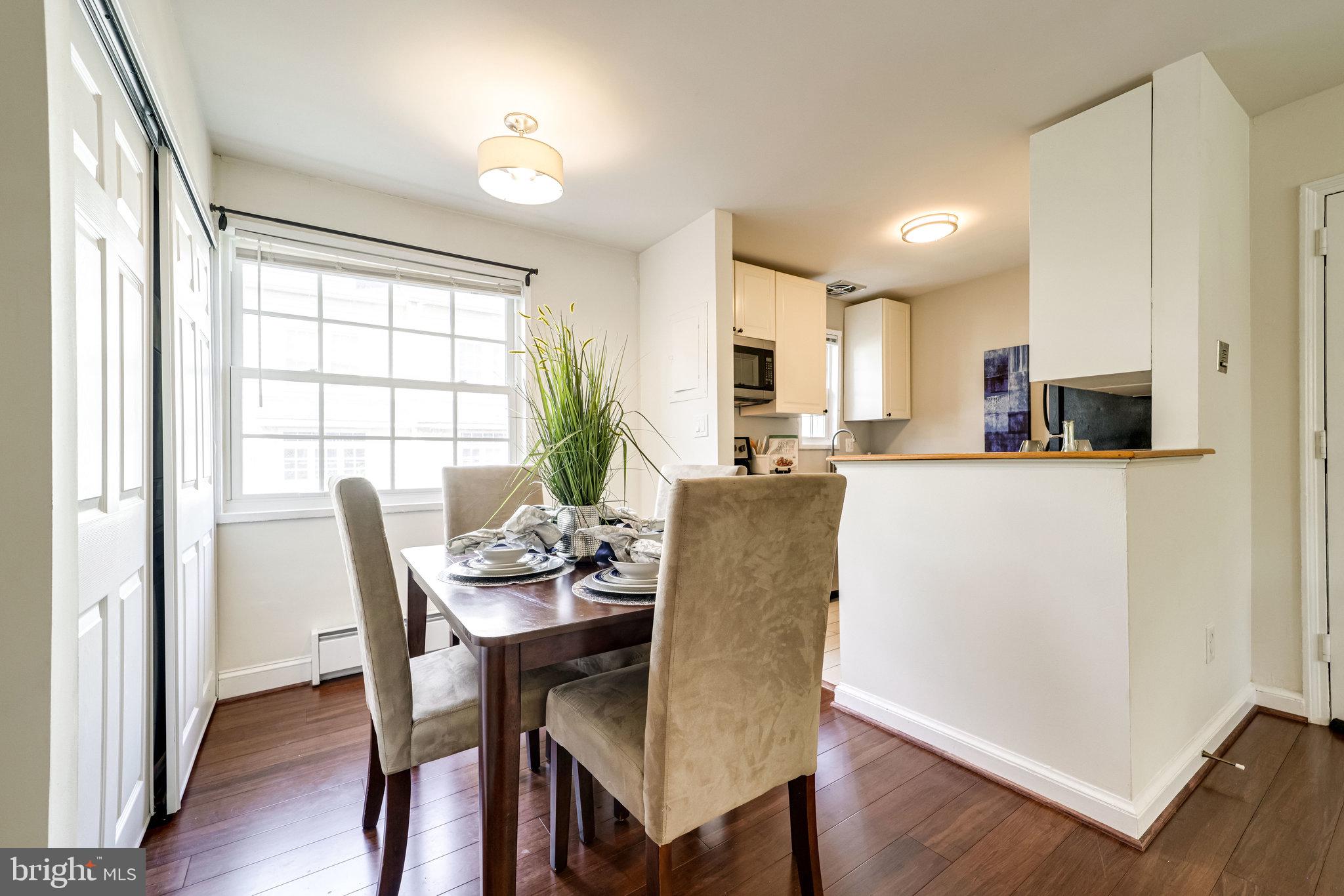 POTOWMACK CROSSING - Residential