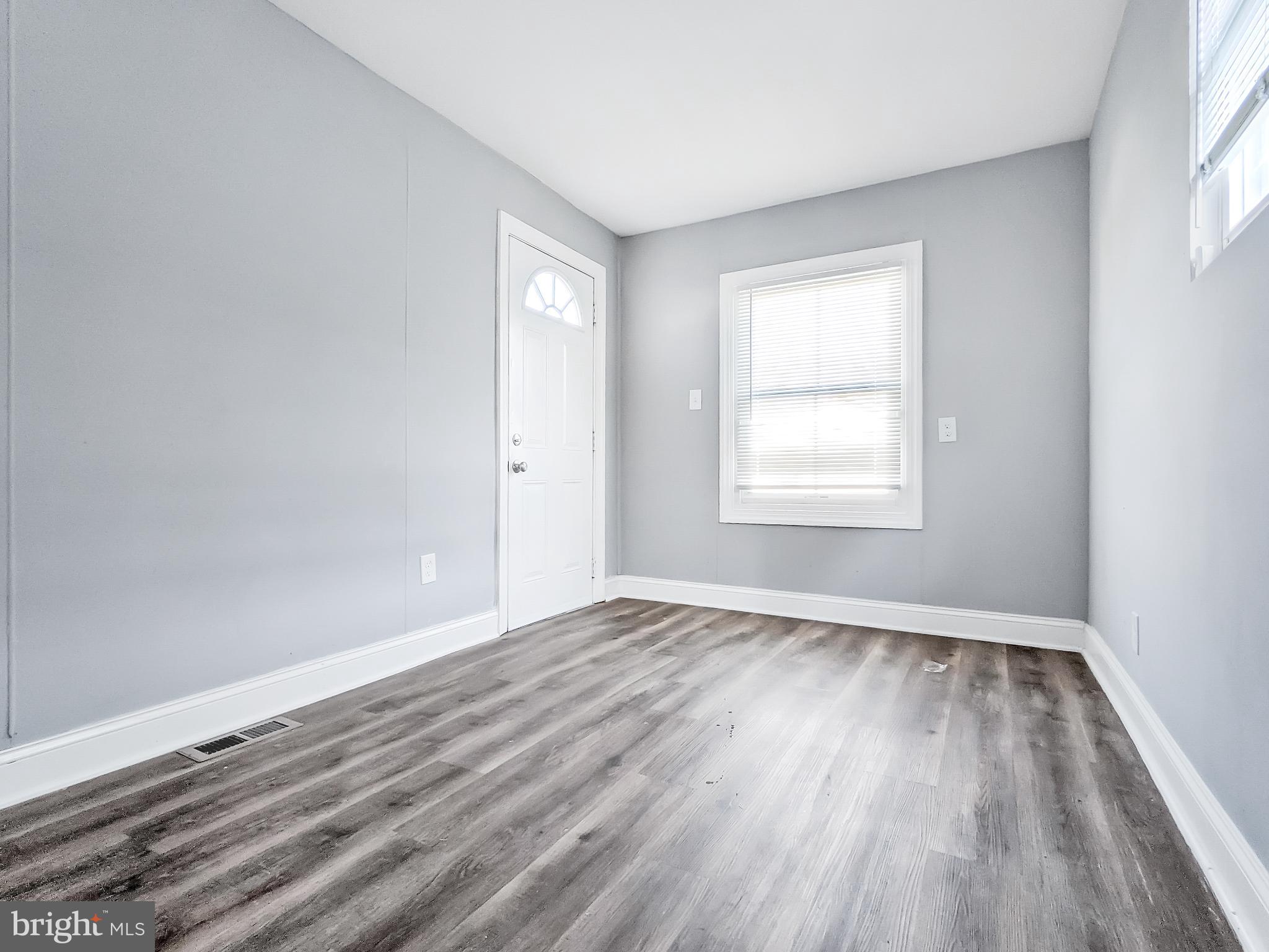 DUNDALK - Residential Lease