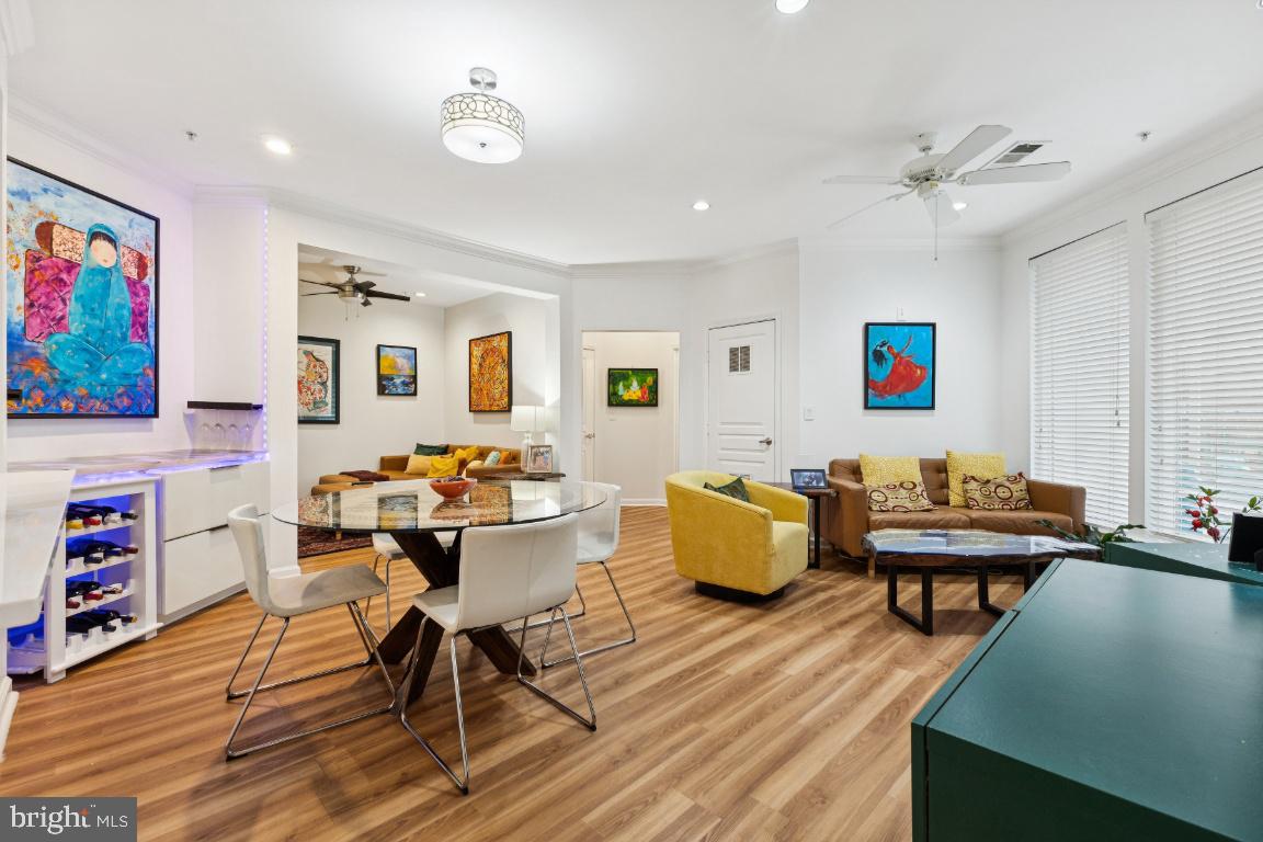 SAVOY AT RESTON TOWN CENTER - Residential