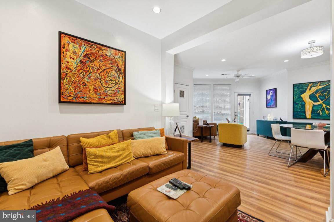 SAVOY AT RESTON TOWN CENTER - Residential