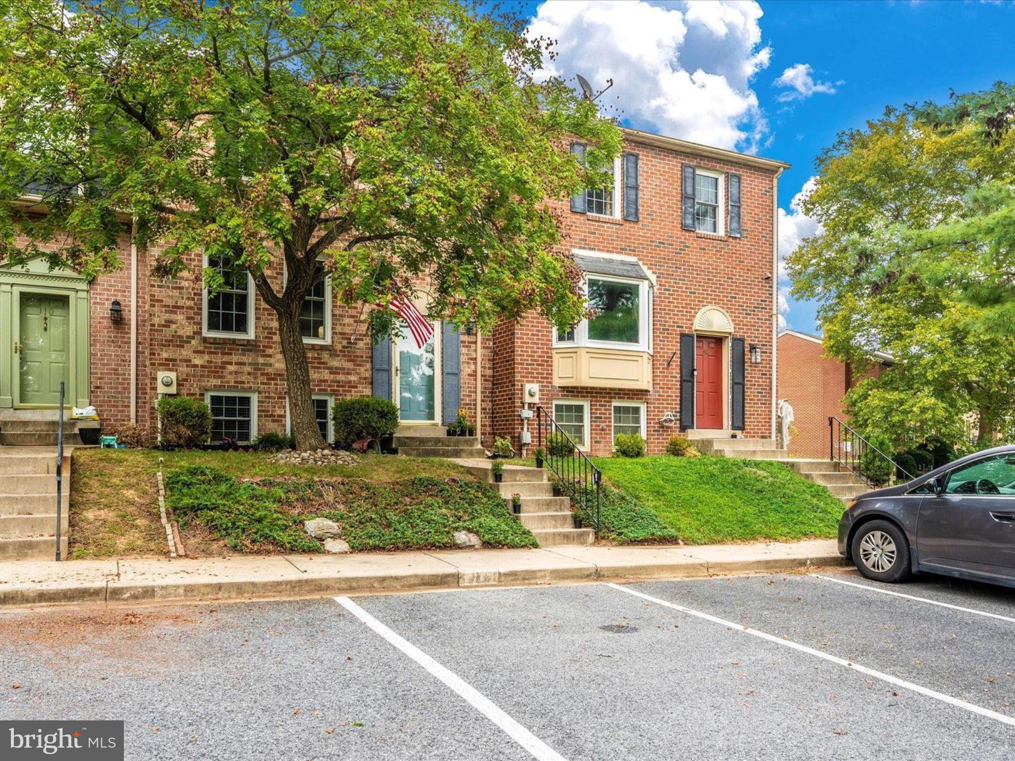 112 BRACKEN COURT
