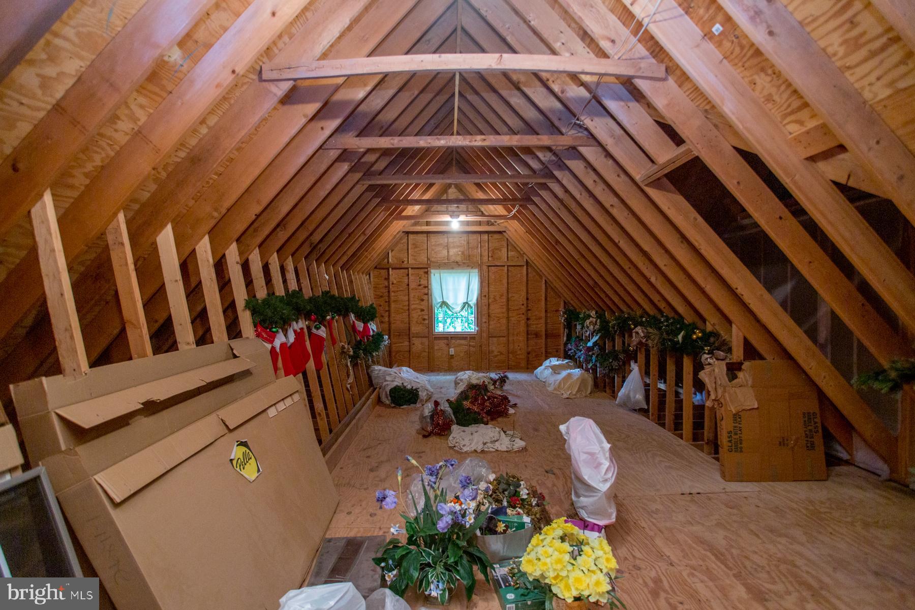 HONEY HOLLOW - Residential