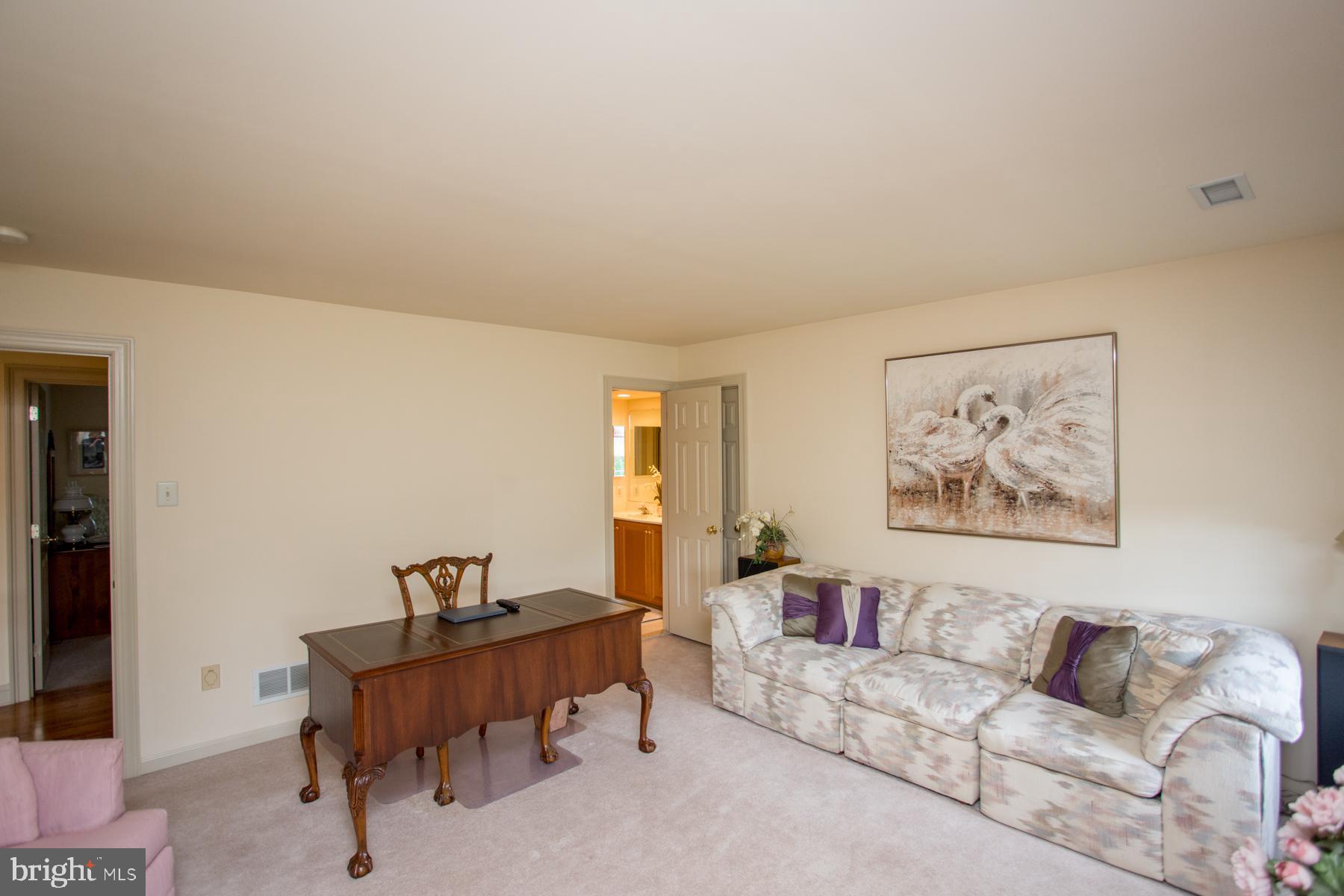 HONEY HOLLOW - Residential