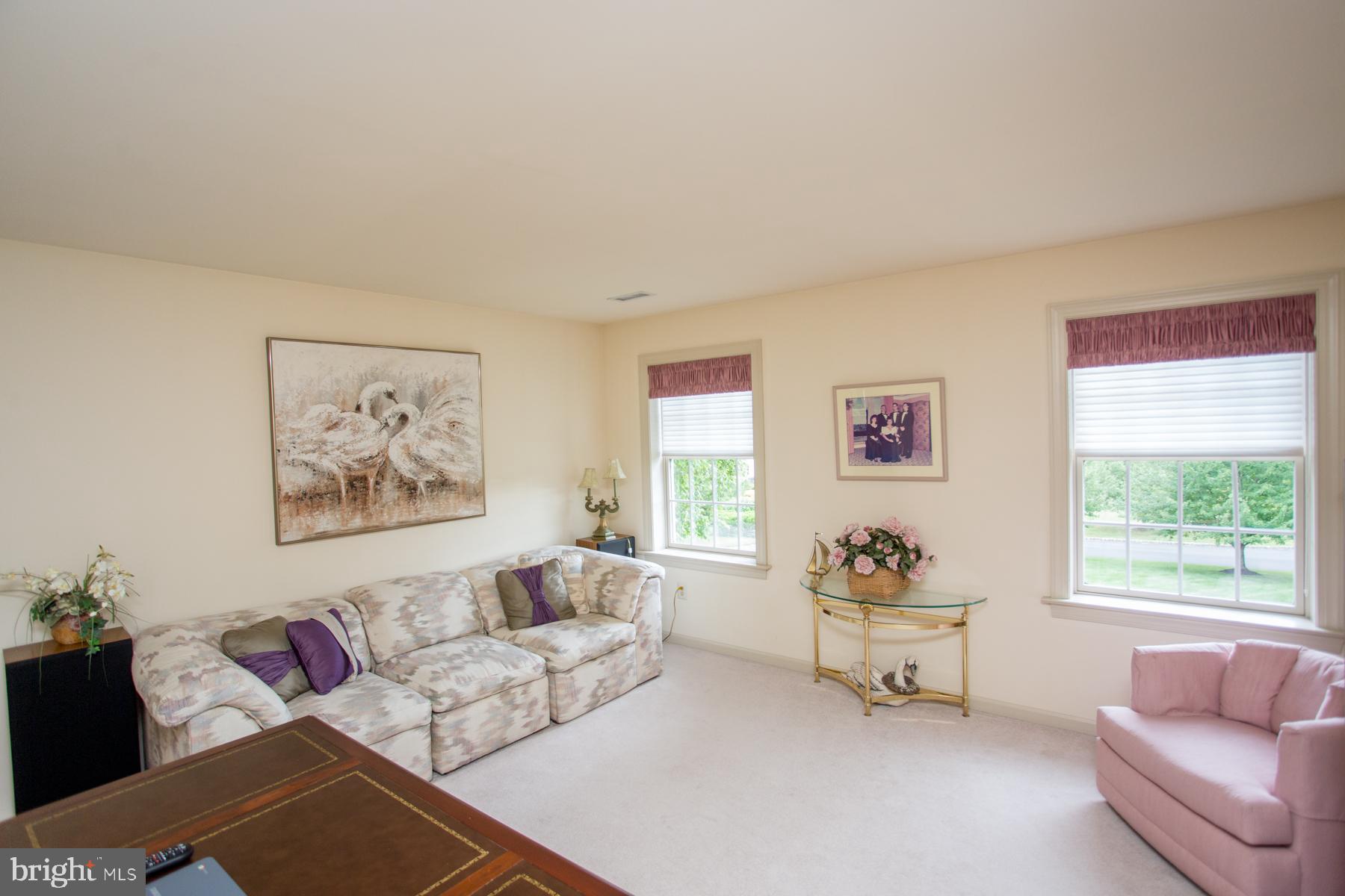 HONEY HOLLOW - Residential