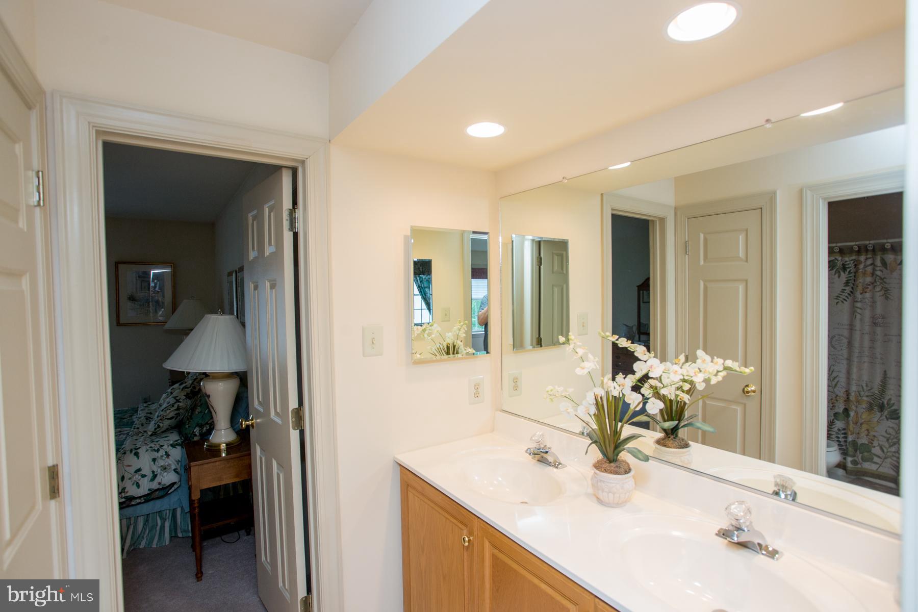 HONEY HOLLOW - Residential