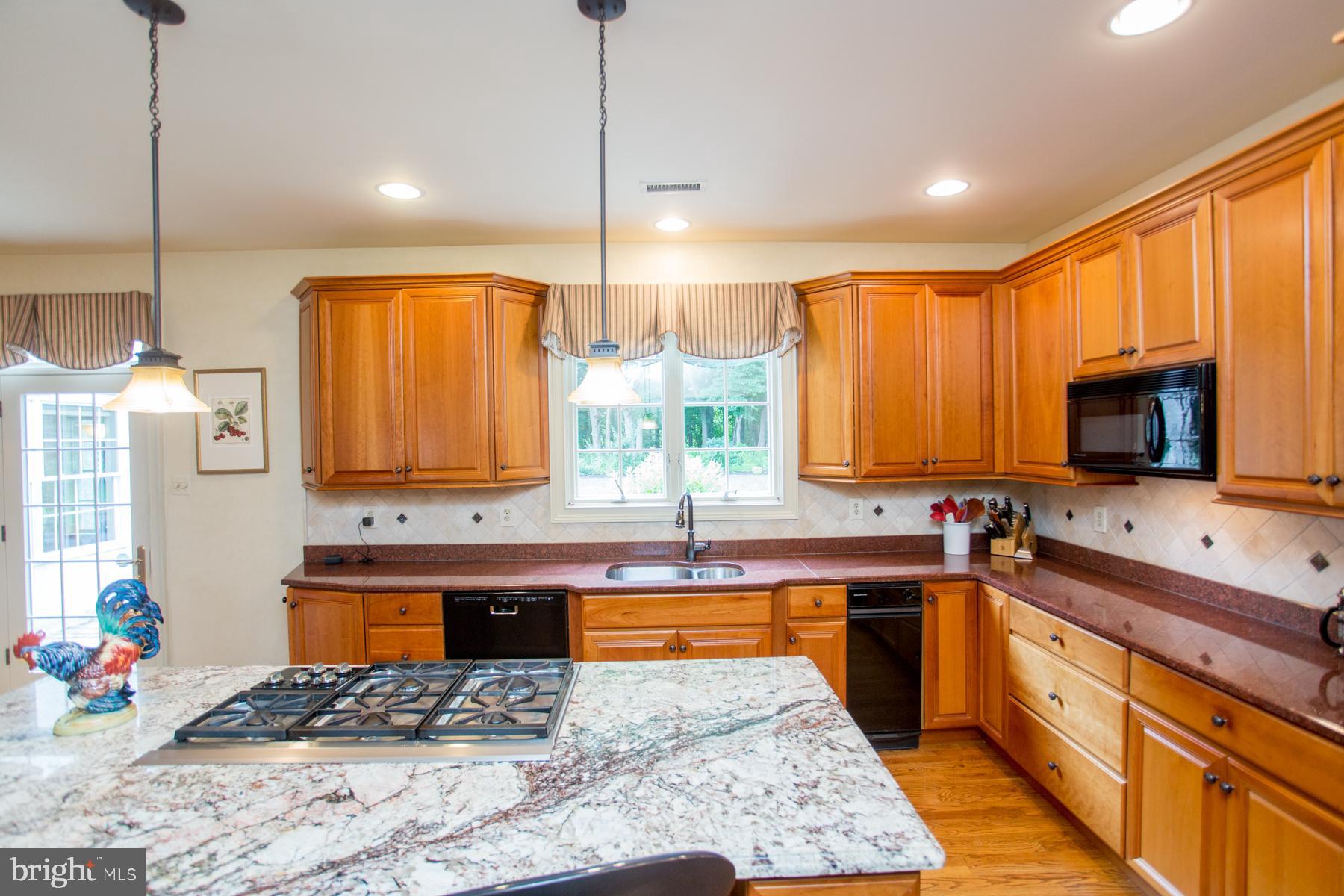 HONEY HOLLOW - Residential