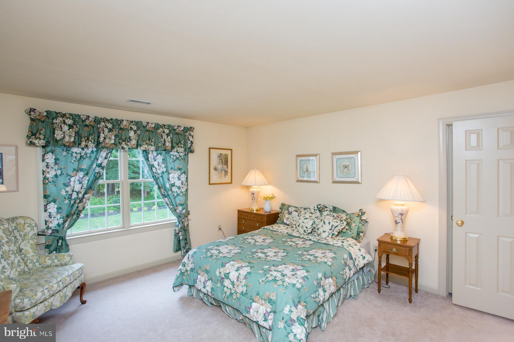 HONEY HOLLOW - Residential