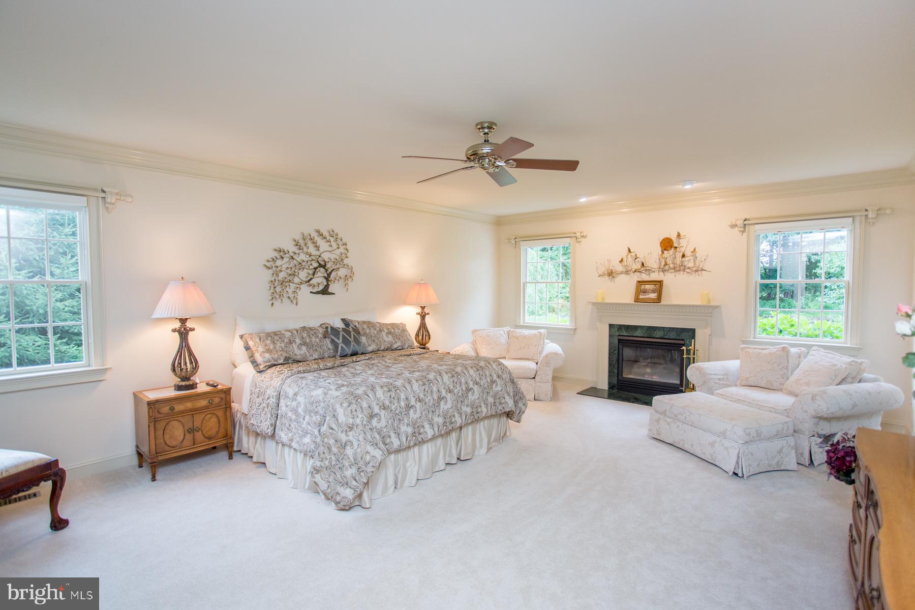 HONEY HOLLOW - Residential