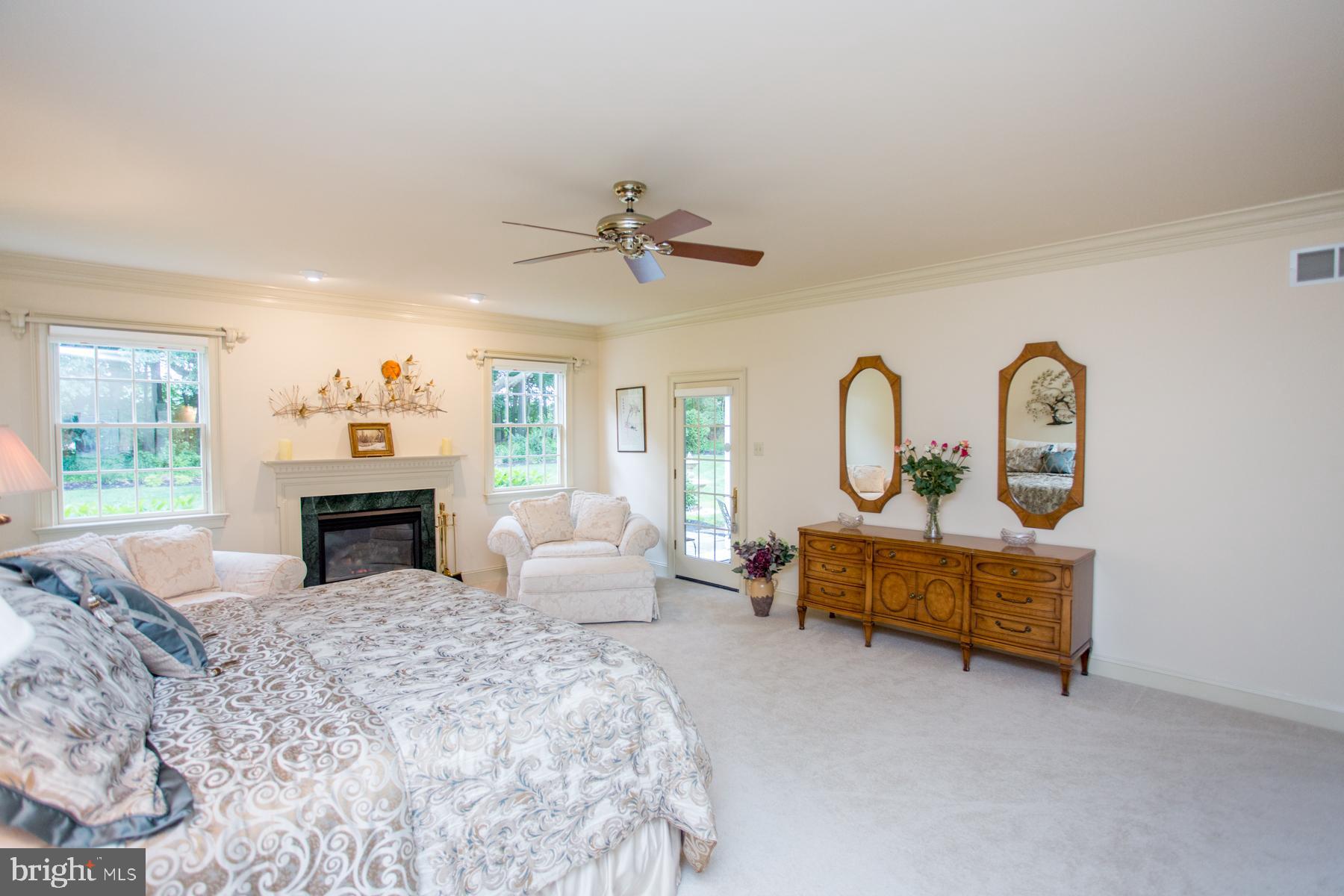 HONEY HOLLOW - Residential