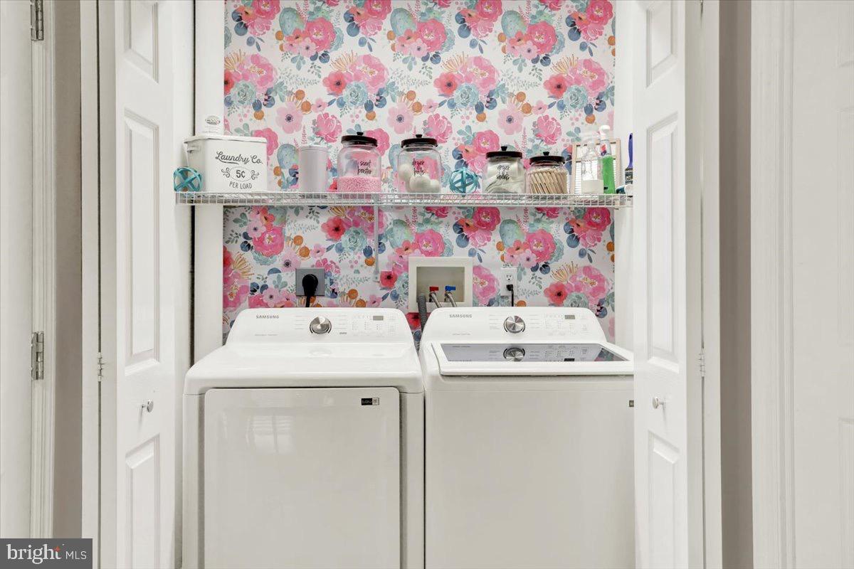 OAK HILL - Residential