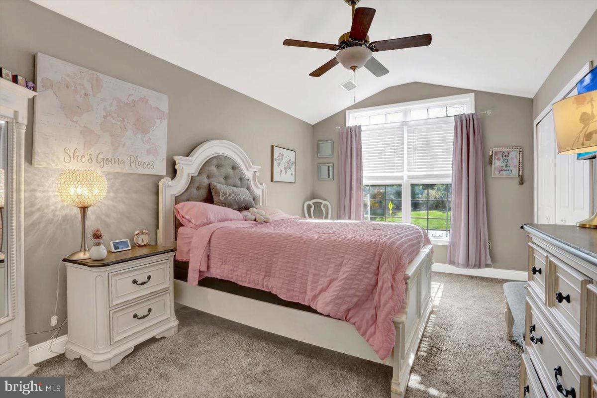 OAK HILL - Residential